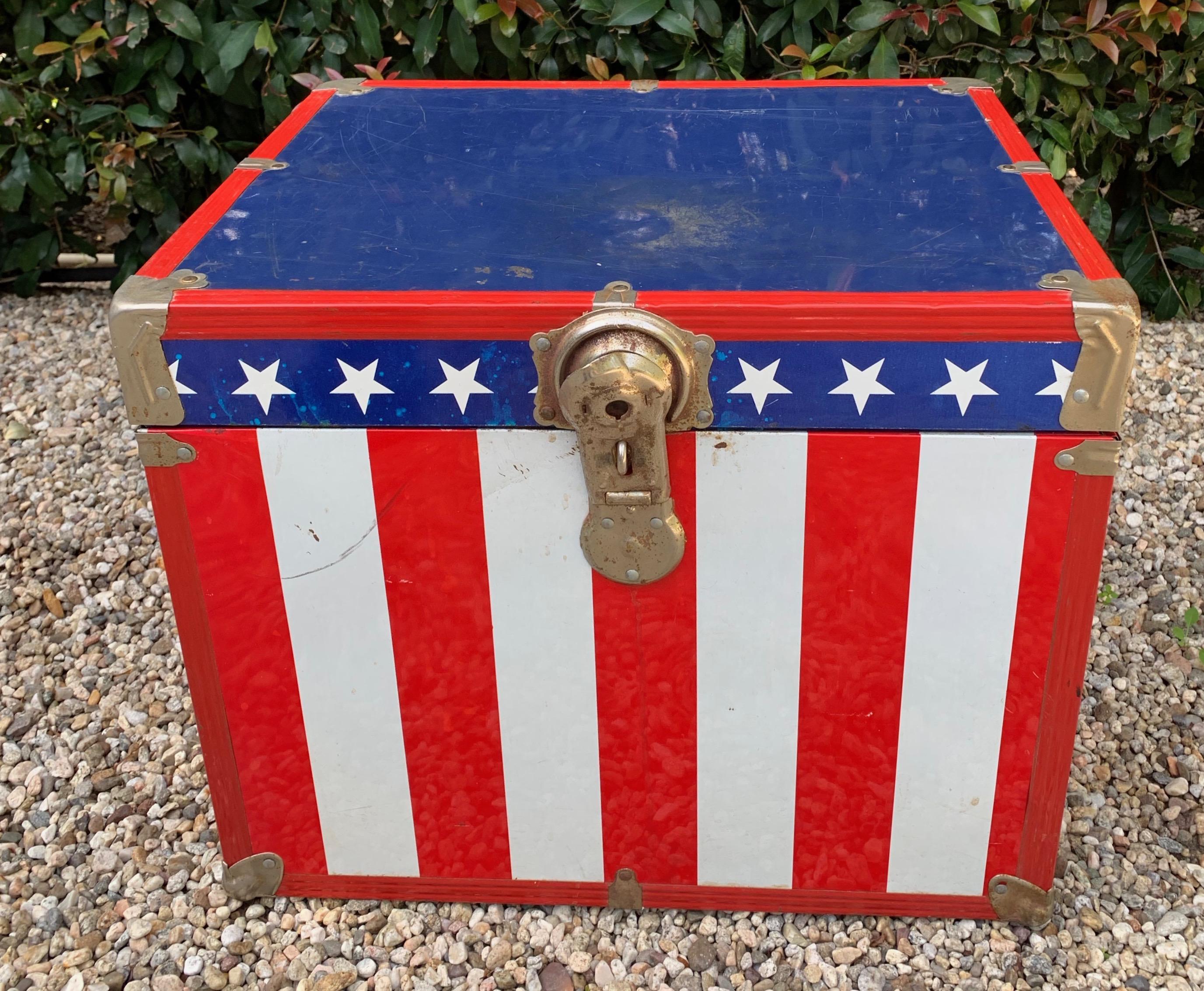 Metal, 1970s Stars and Stripes Roadie Box en venta 3