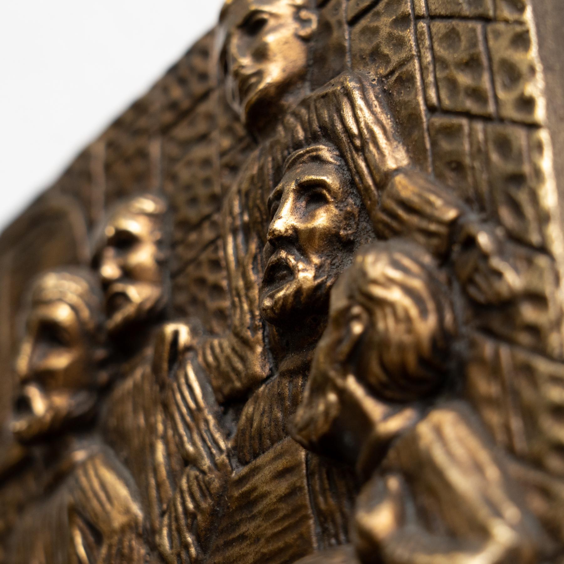 Retablo de metal, hacia 1960 en venta 6