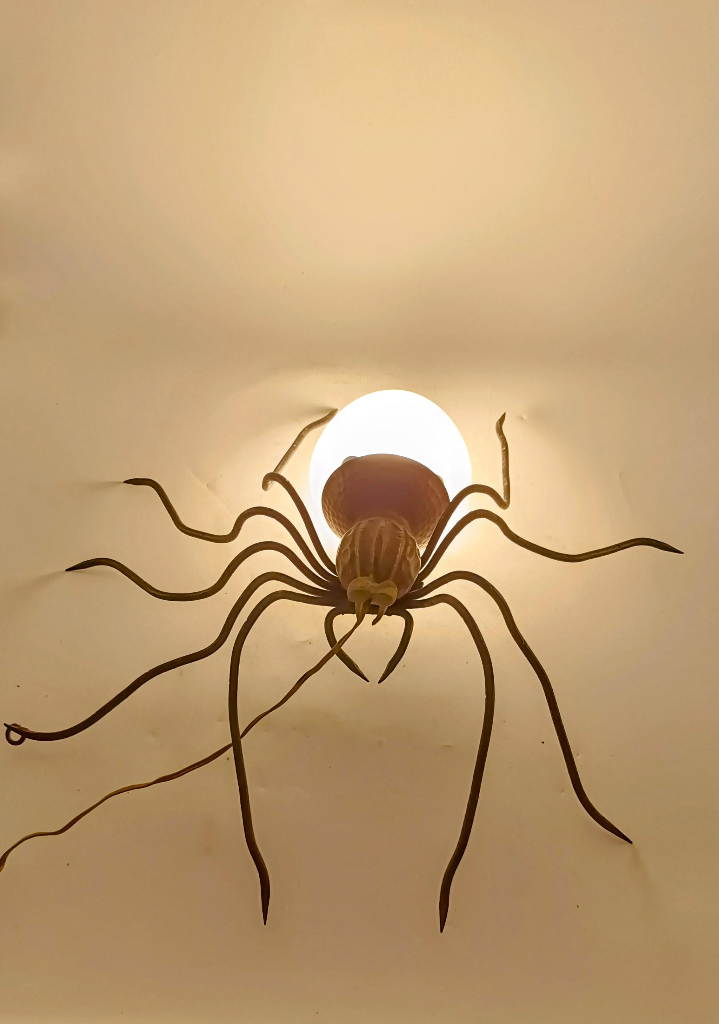 Metal and Glass Spider Wall Lamp, Italy, 1950s For Sale 5