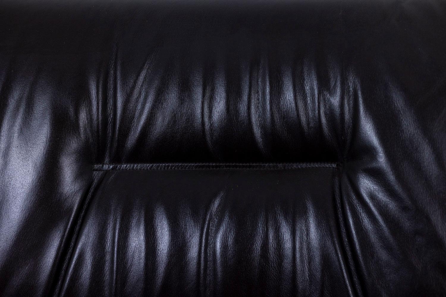 Wohnzimmer aus Metall und Leder, 1970er Jahre LS57905650/5G im Angebot 5