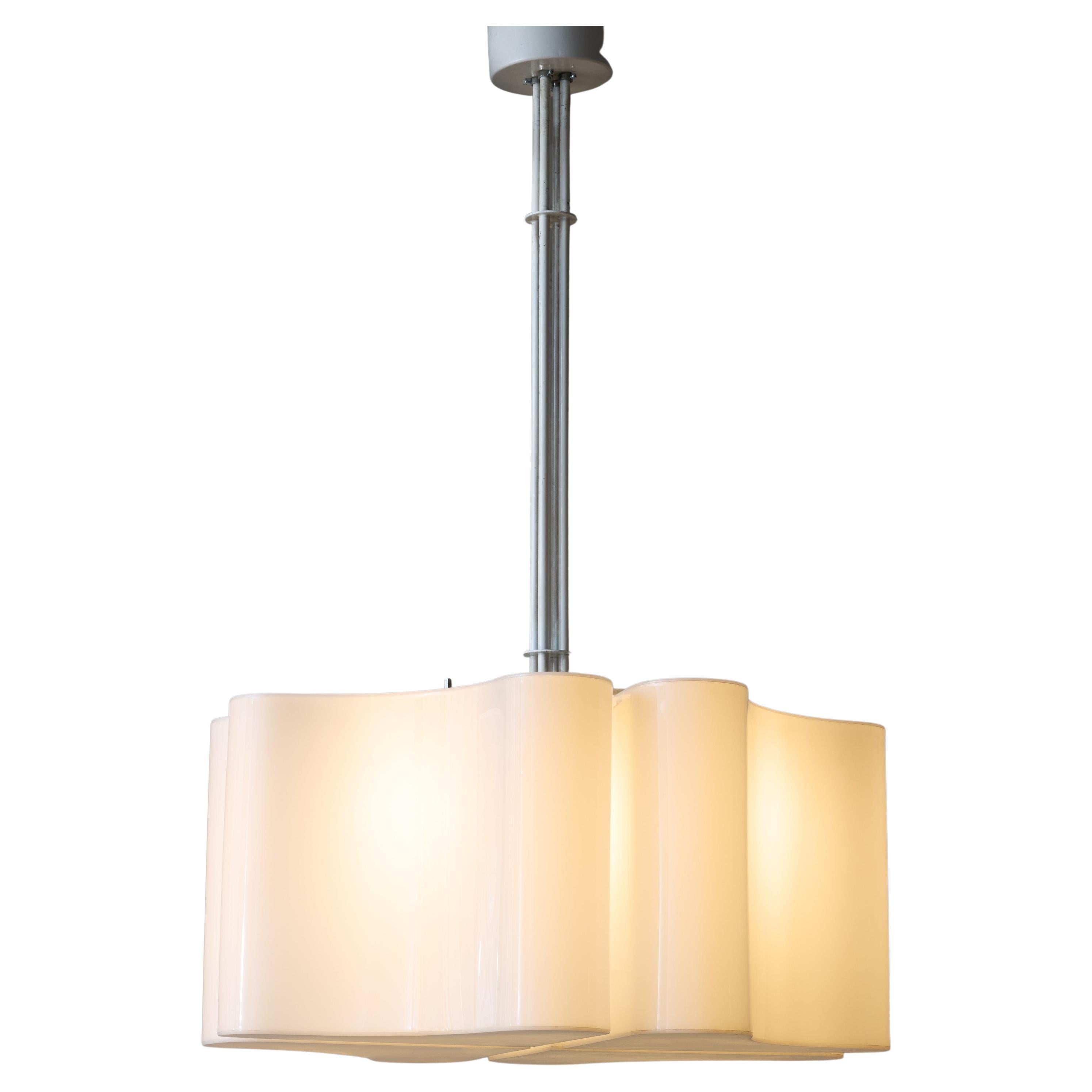 Lampadario Ciondolo Ambasciata in metallo e plexi di Vittorio Introini per Stilnovo