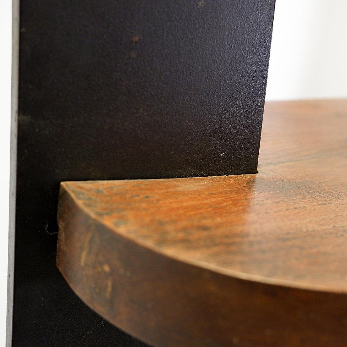 Pedestal de metal y madera siglo XX en venta