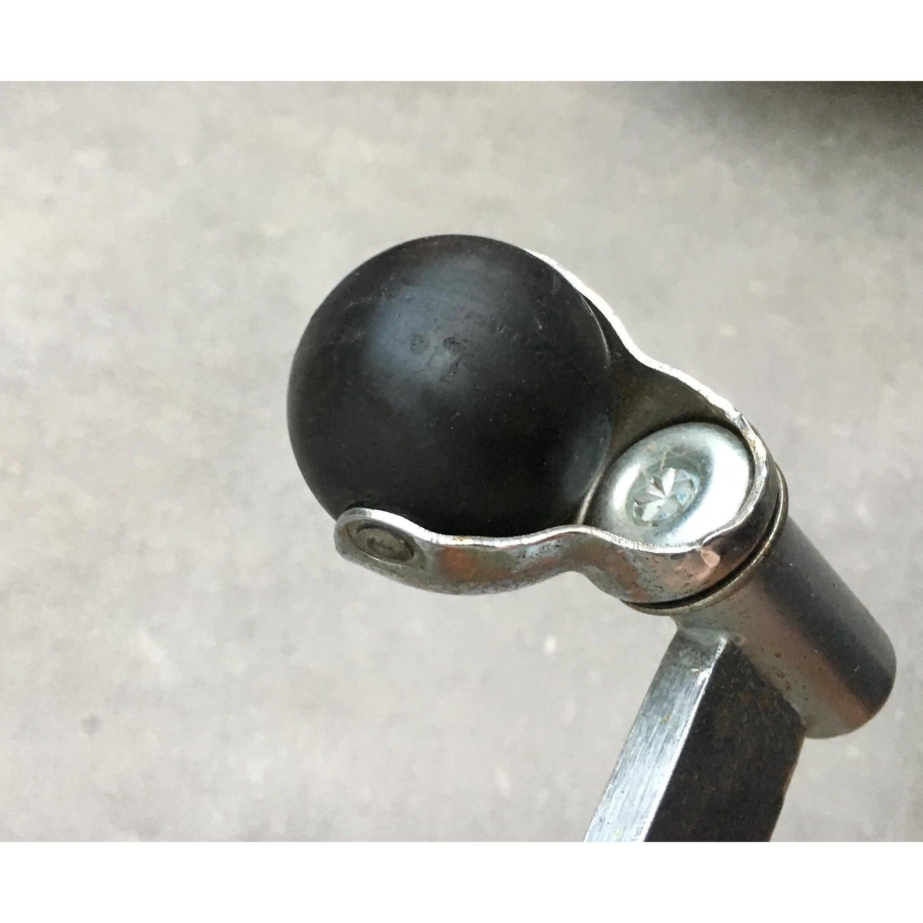 Beistelltisch aus Metall und Holz von Artifort, 1960er Jahre im Angebot 4