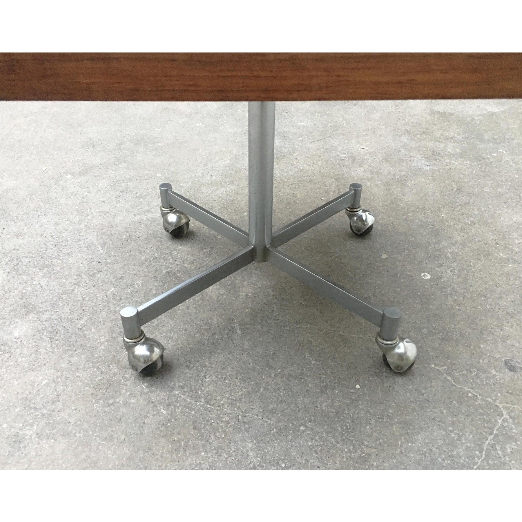 Beistelltisch aus Metall und Holz von Artifort, 1960er Jahre (20. Jahrhundert) im Angebot
