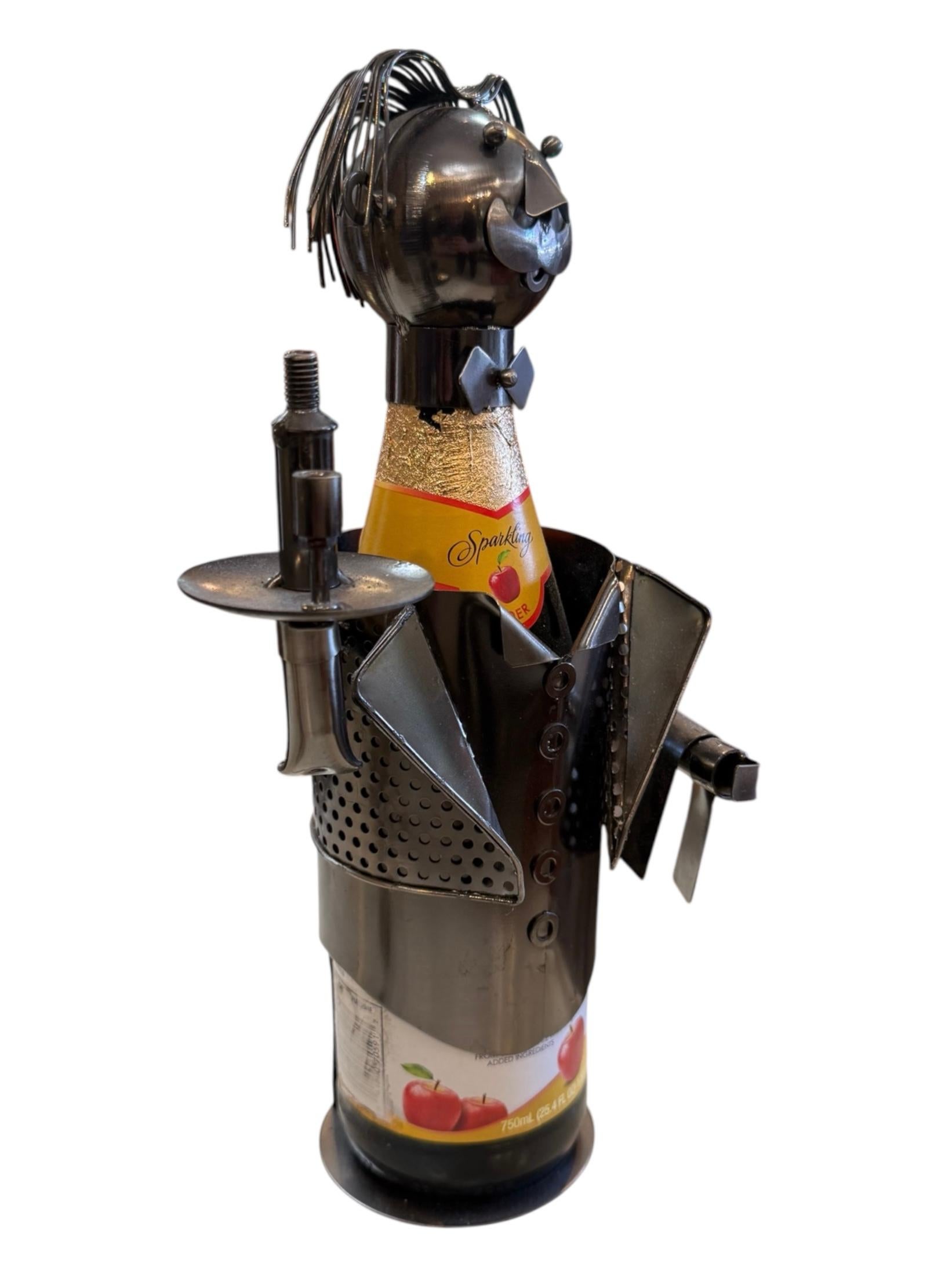 Americano Metal Art Wine Bottle Holder in vendita