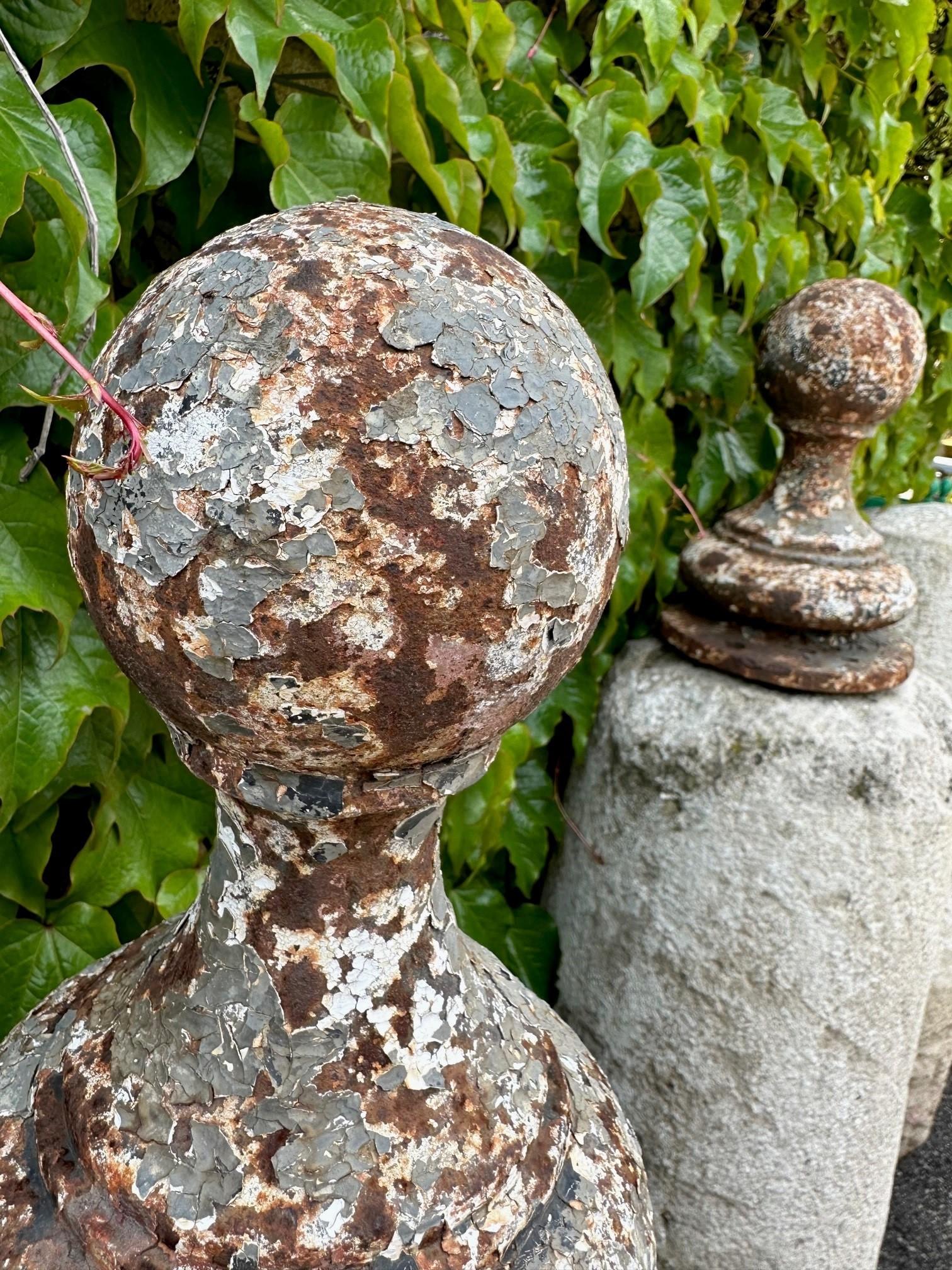 PAIR Metal Ball Finials Garden Entrance Post Round Spherical Antique Decorative For Sale 7