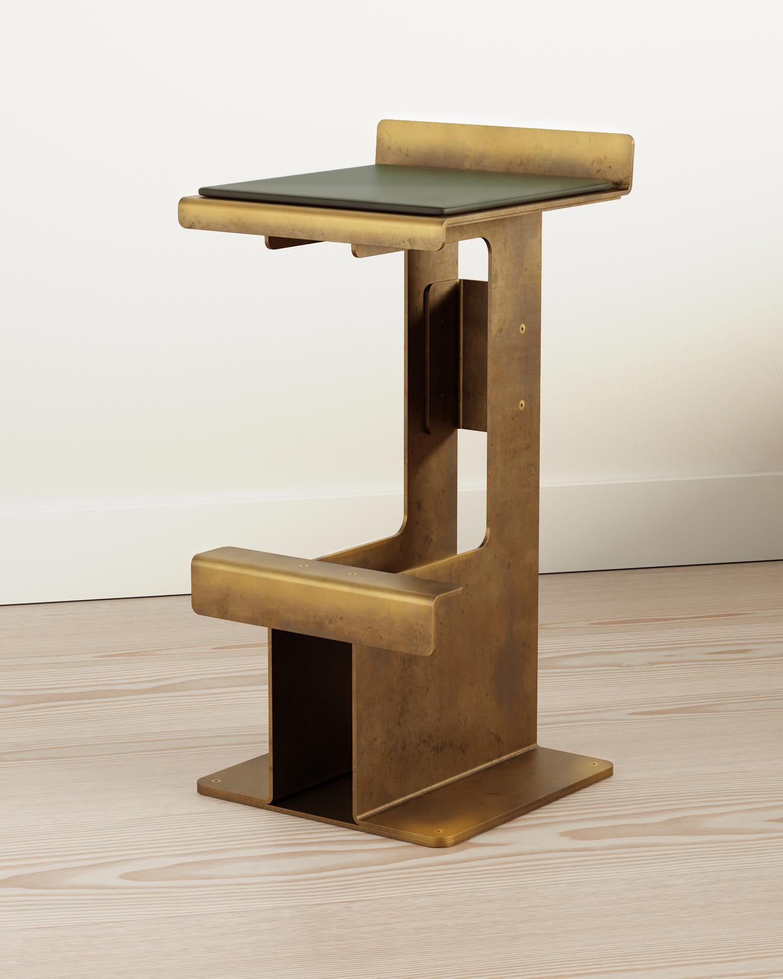 Whether you're entertaining guests or enjoying a quiet meal at home, our minimalist aluminum bar stool is the perfect choice for a stylish and functional seating solution. Order yours today and elevate your space with the beauty and functionality of