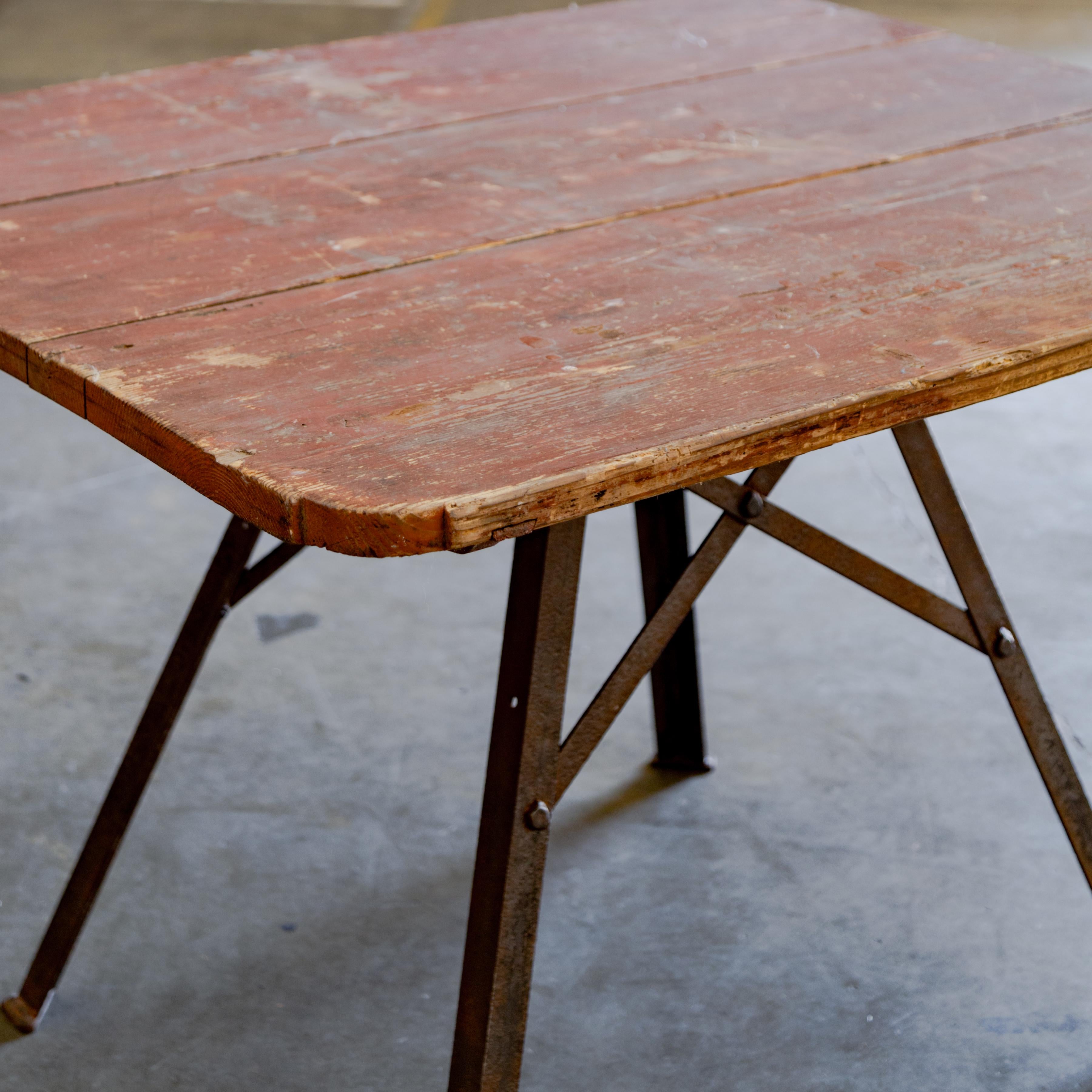 Metal Base + Painted Wood Top Industrial Table In Good Condition For Sale In West Hollywood, CA