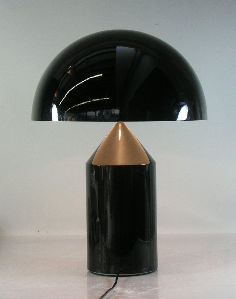 Painted Metal Black/White Table Lamp Atollo 238 by Vico Magistretti for Oluce For Sale