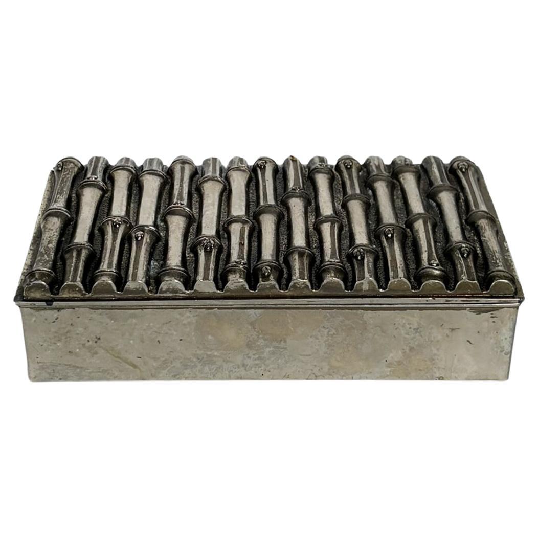 Metalldose im Stil von Maria Pergay, Bambusmotiv, Frankreich.