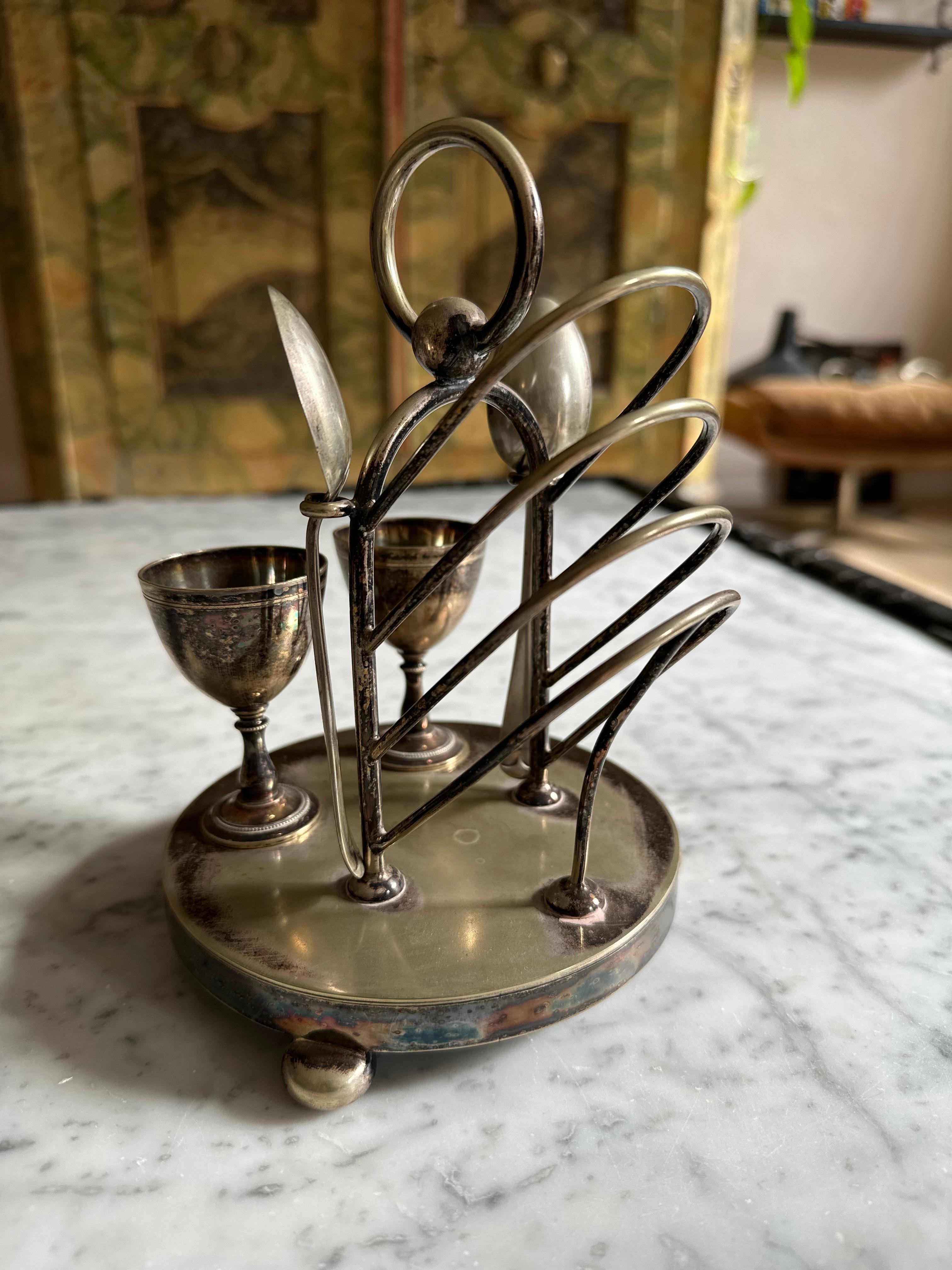 Metal Breakfast caddy for two eggs and toast, silver plated In Fair Condition For Sale In Hamburg, DE
