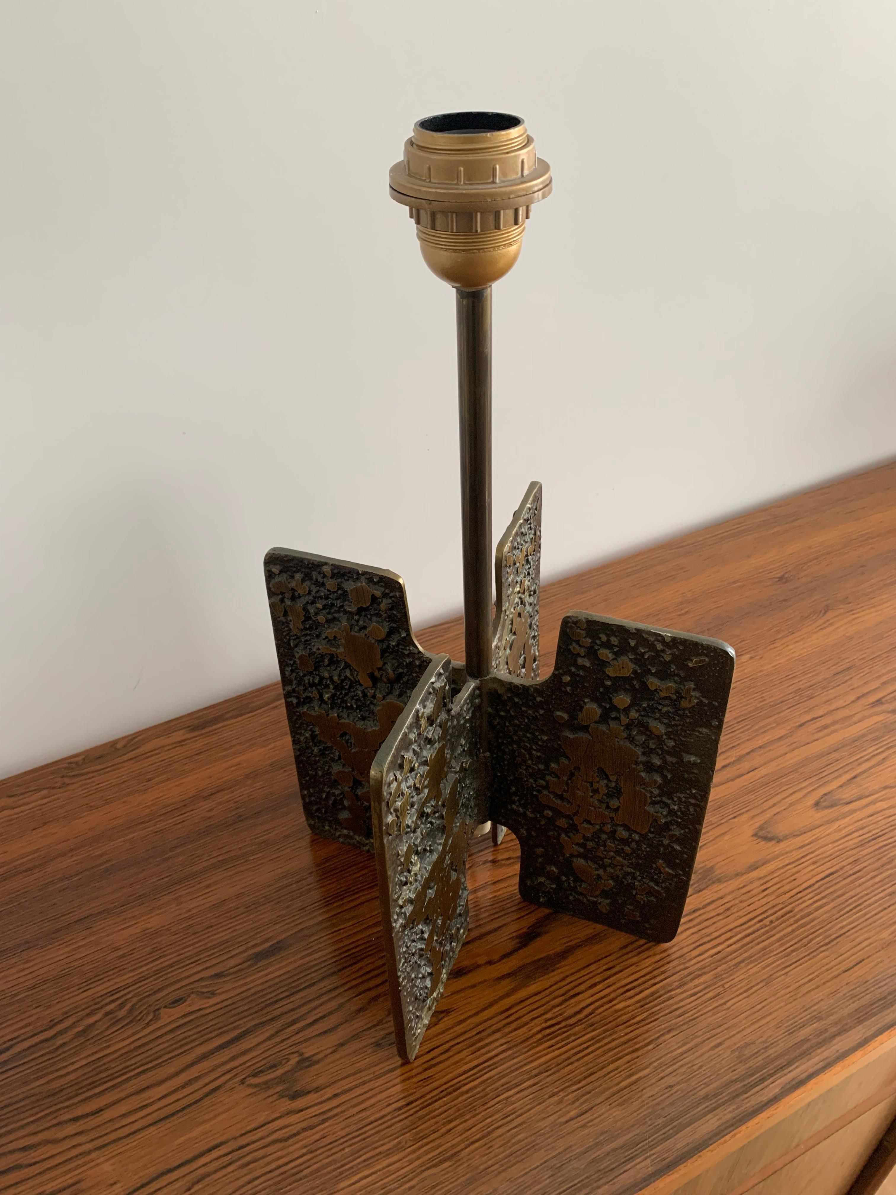 cast Bronze Table Lamp Anonymous, France, 1960 For Sale 3