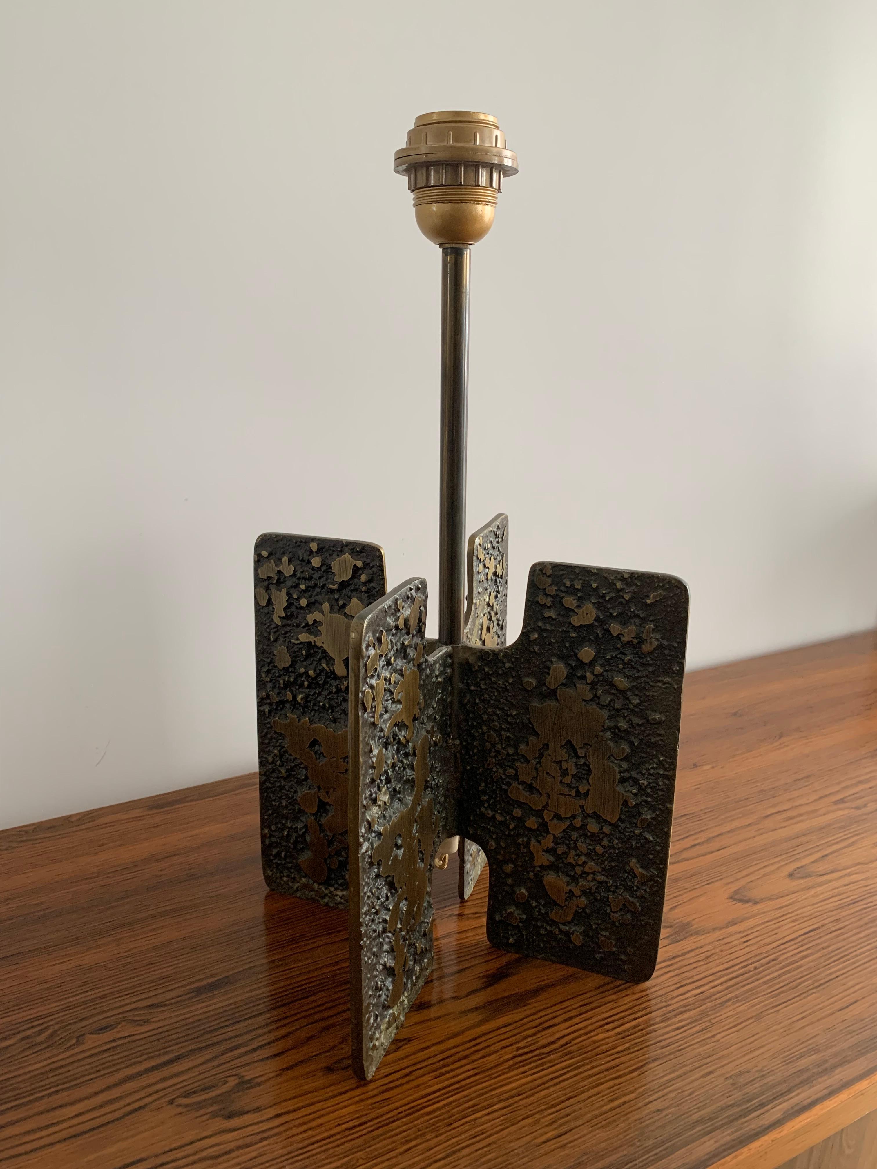 cast Bronze Table Lamp Anonymous, France, 1960 For Sale 4