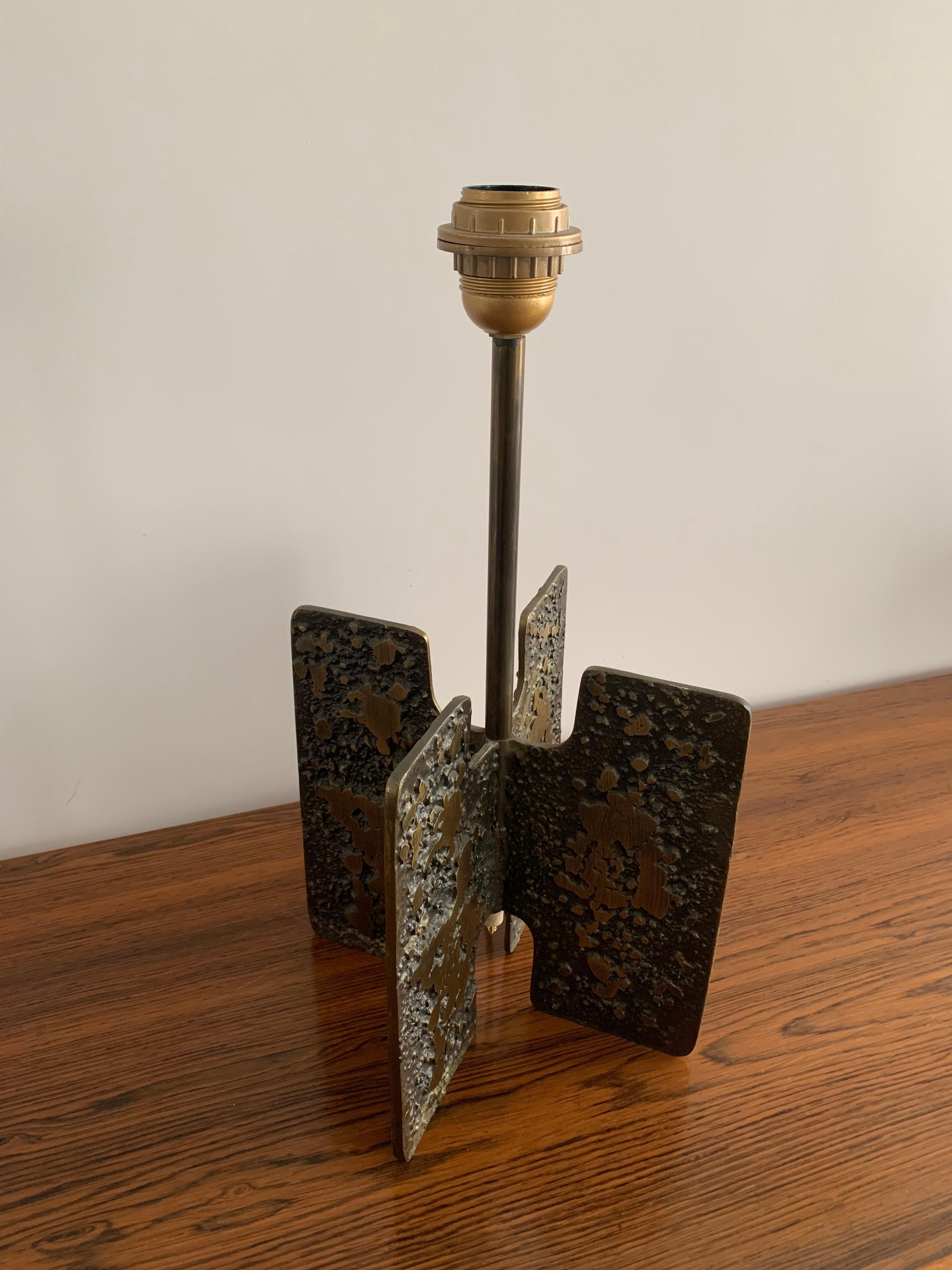 cast Bronze Table Lamp Anonymous, France, 1960 For Sale 8