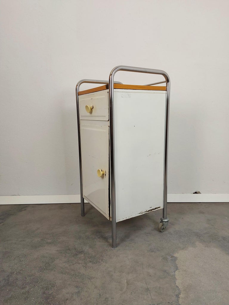 Metal Cabinet, 1970s Back Wheels In Good Condition For Sale In Ljubljana, SI