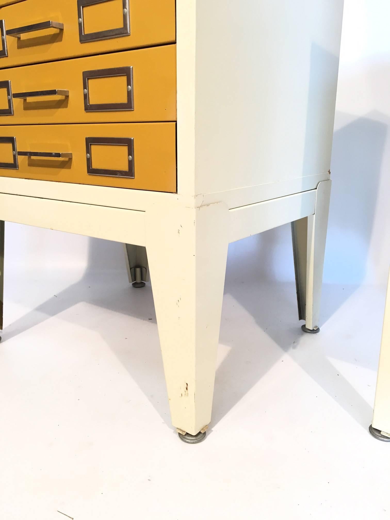 Metal Cabinet Four-Drawer Nightstands in the Style of George Nelson In Good Condition In Jacksonville, FL