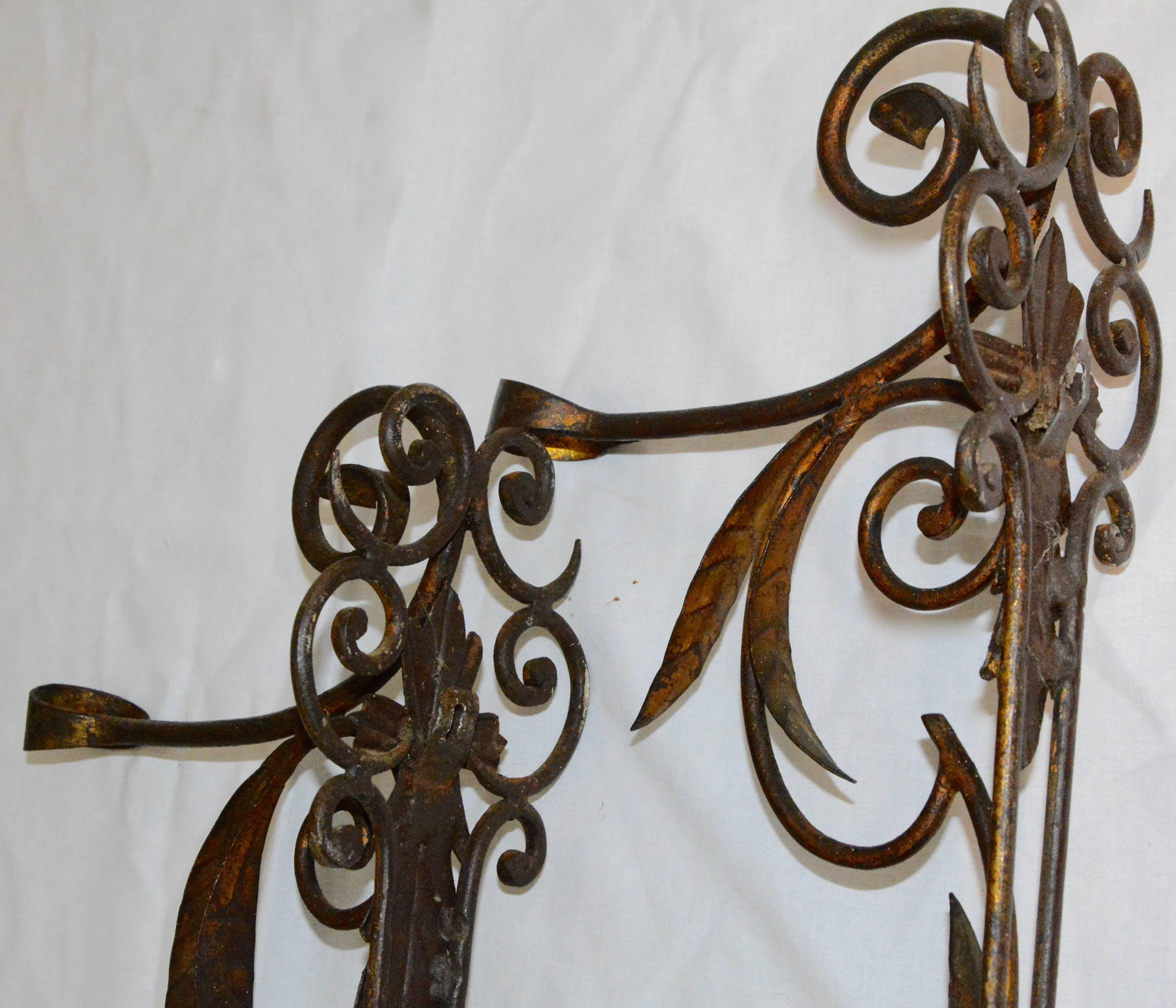 Metal Candleholder Wall Sconces with Foliate and Scrolls In Good Condition For Sale In Cookeville, TN