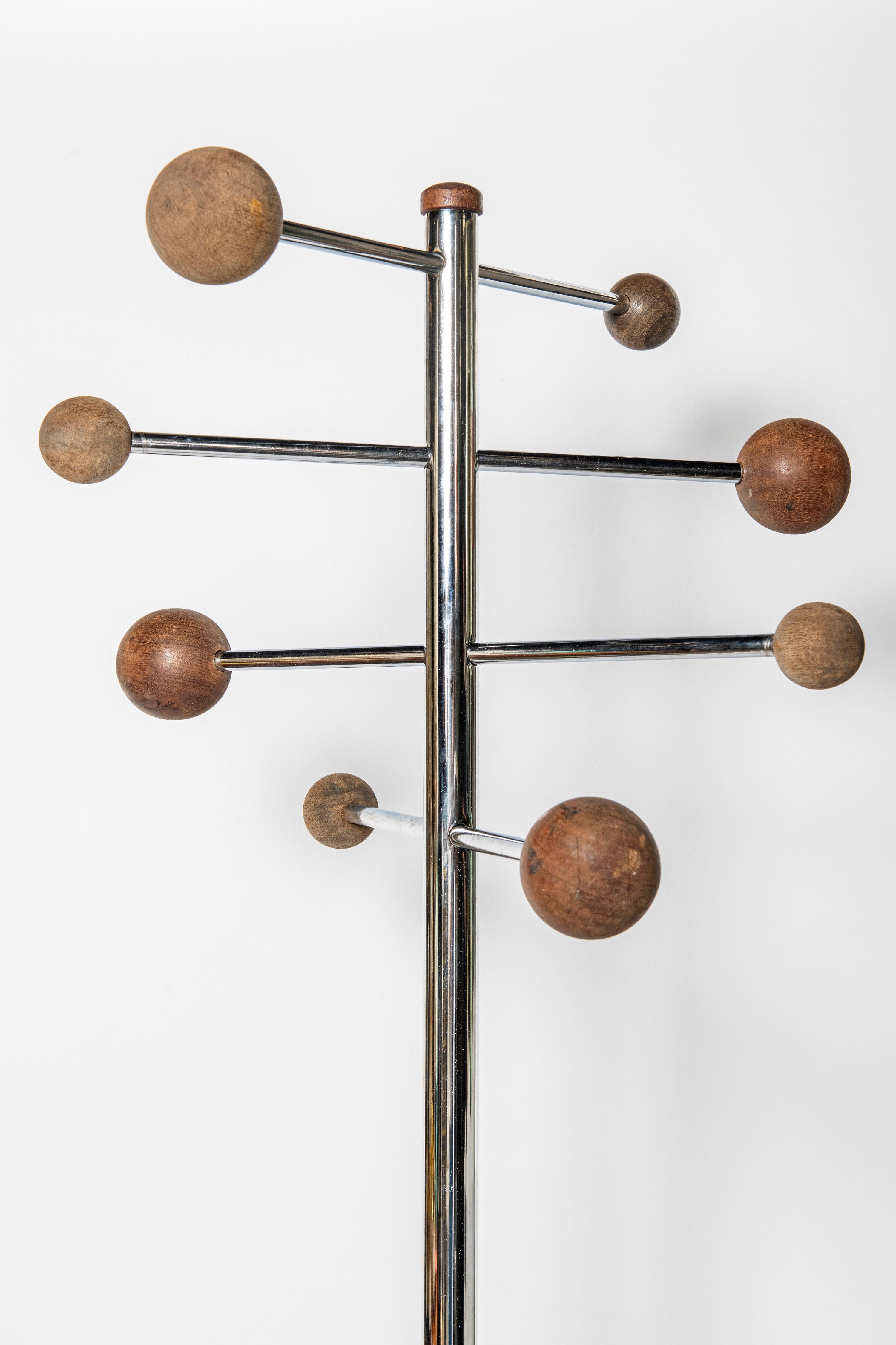 Mid-Century Modern Metal chrome and wood coat rack. Argentina, circa 1970. For Sale