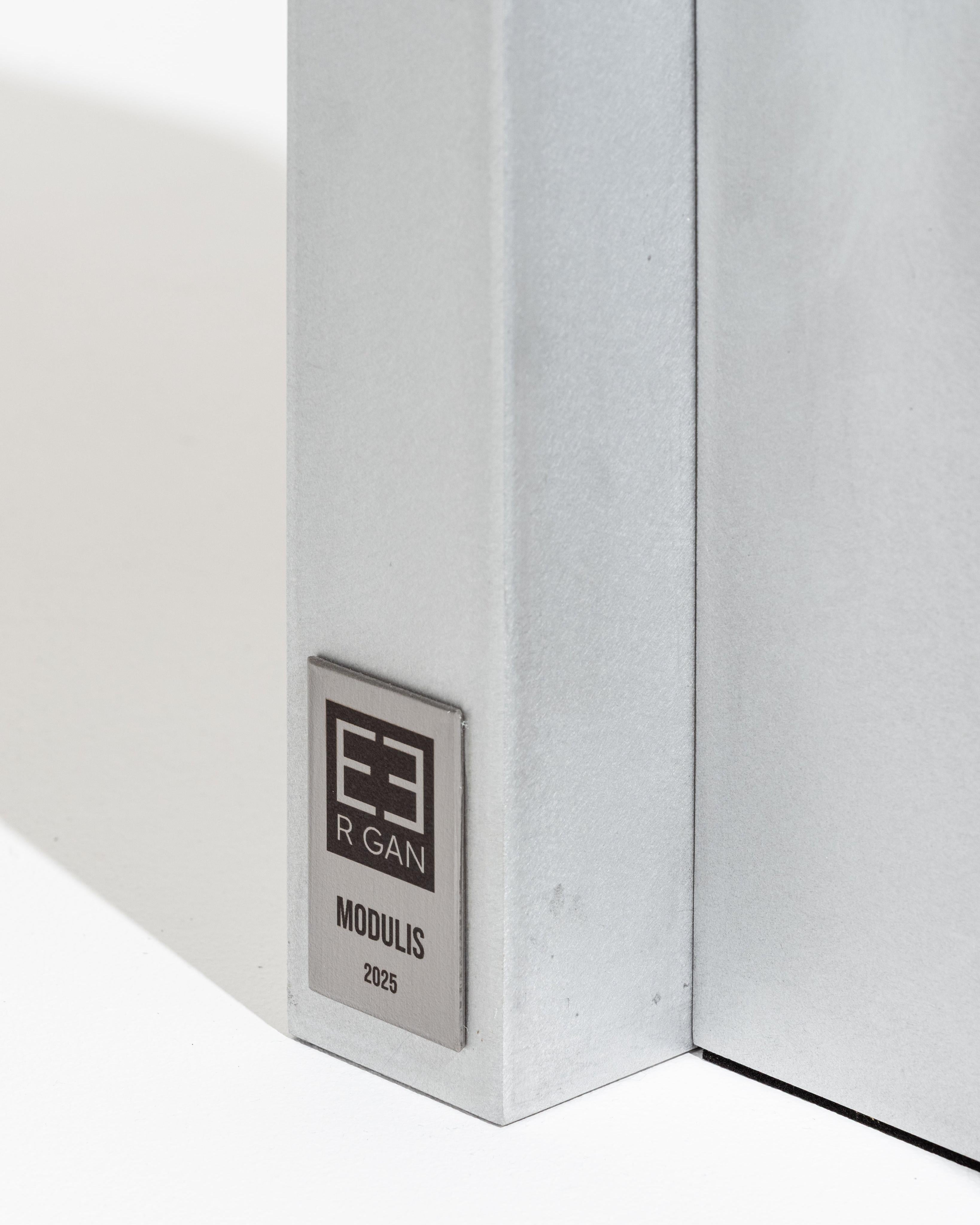 Metall-Konsole Modulis im Angebot 9