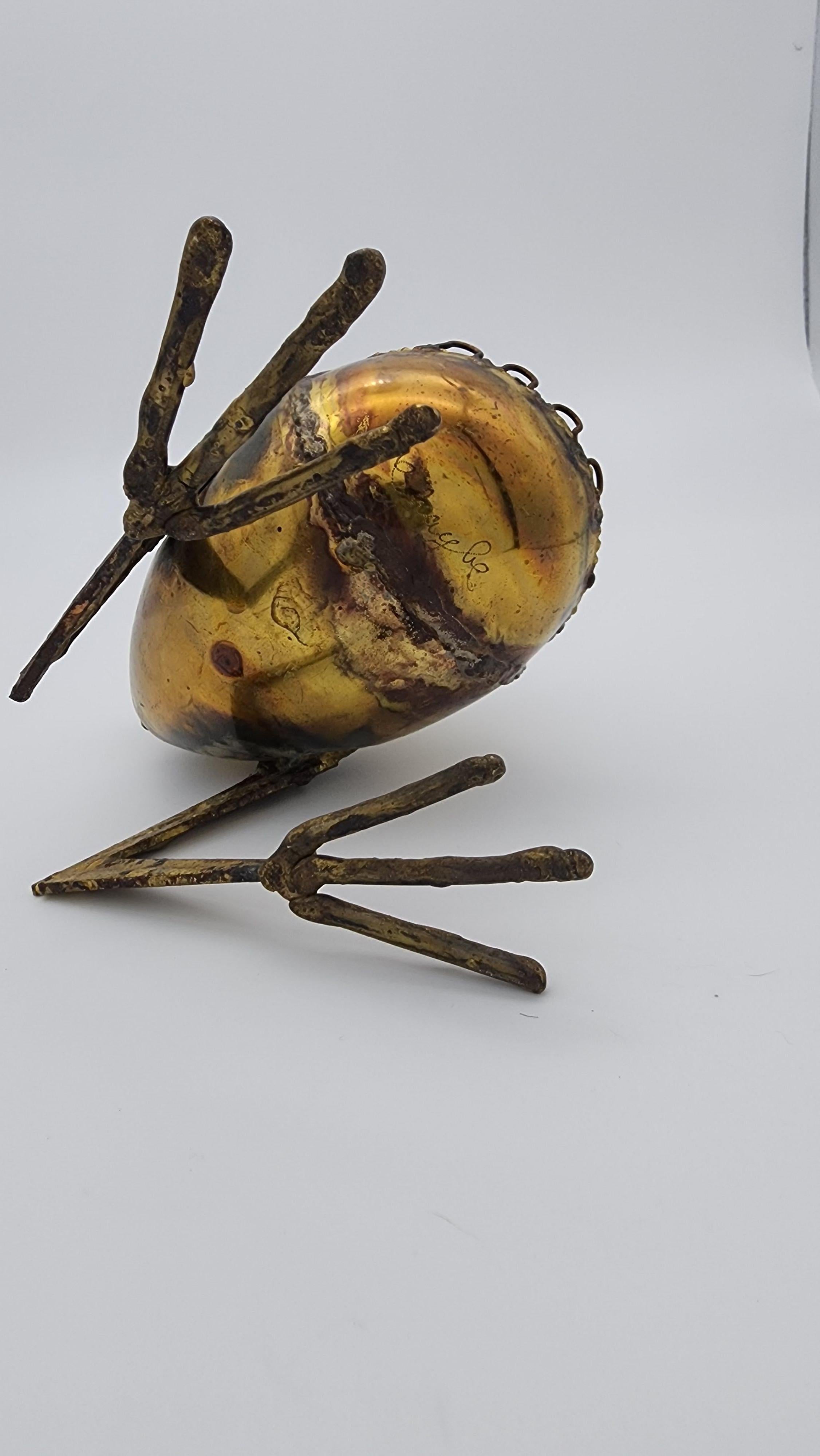 Escultura metálica Critter Catchall de un artista local de Pa Estadounidense en venta