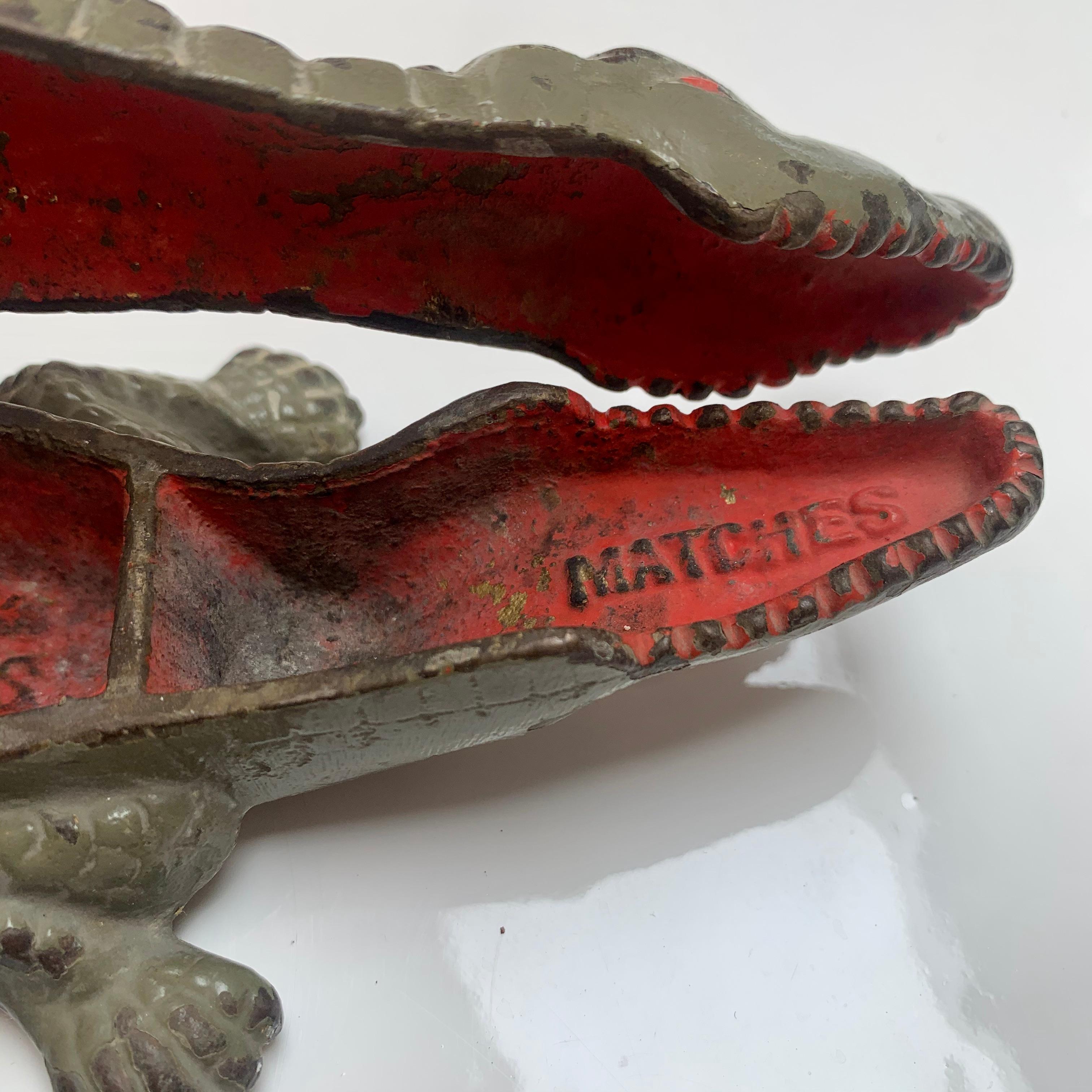 croc ashtray