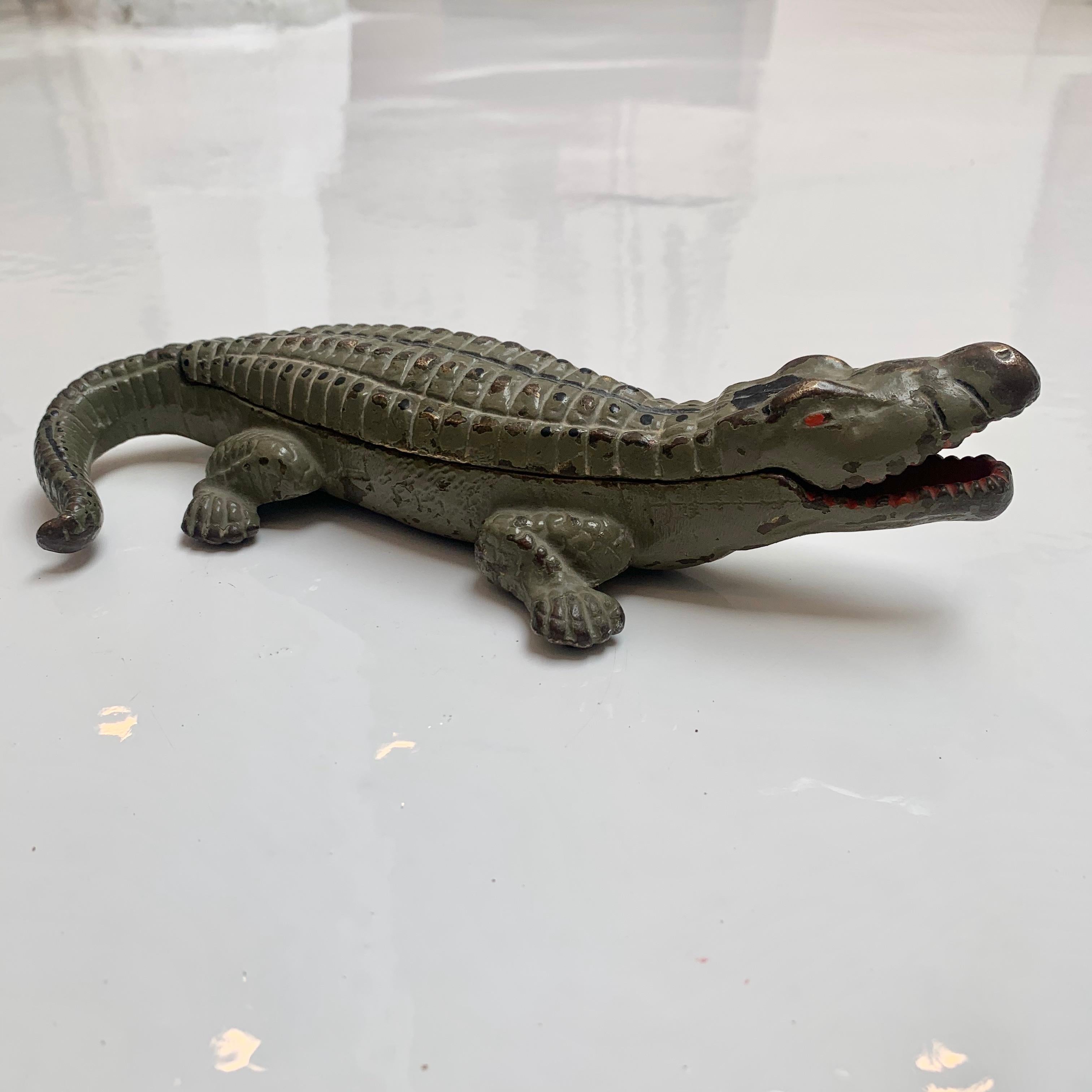 Metal Crocodile Ashtray / Matchbox In Good Condition In Los Angeles, CA