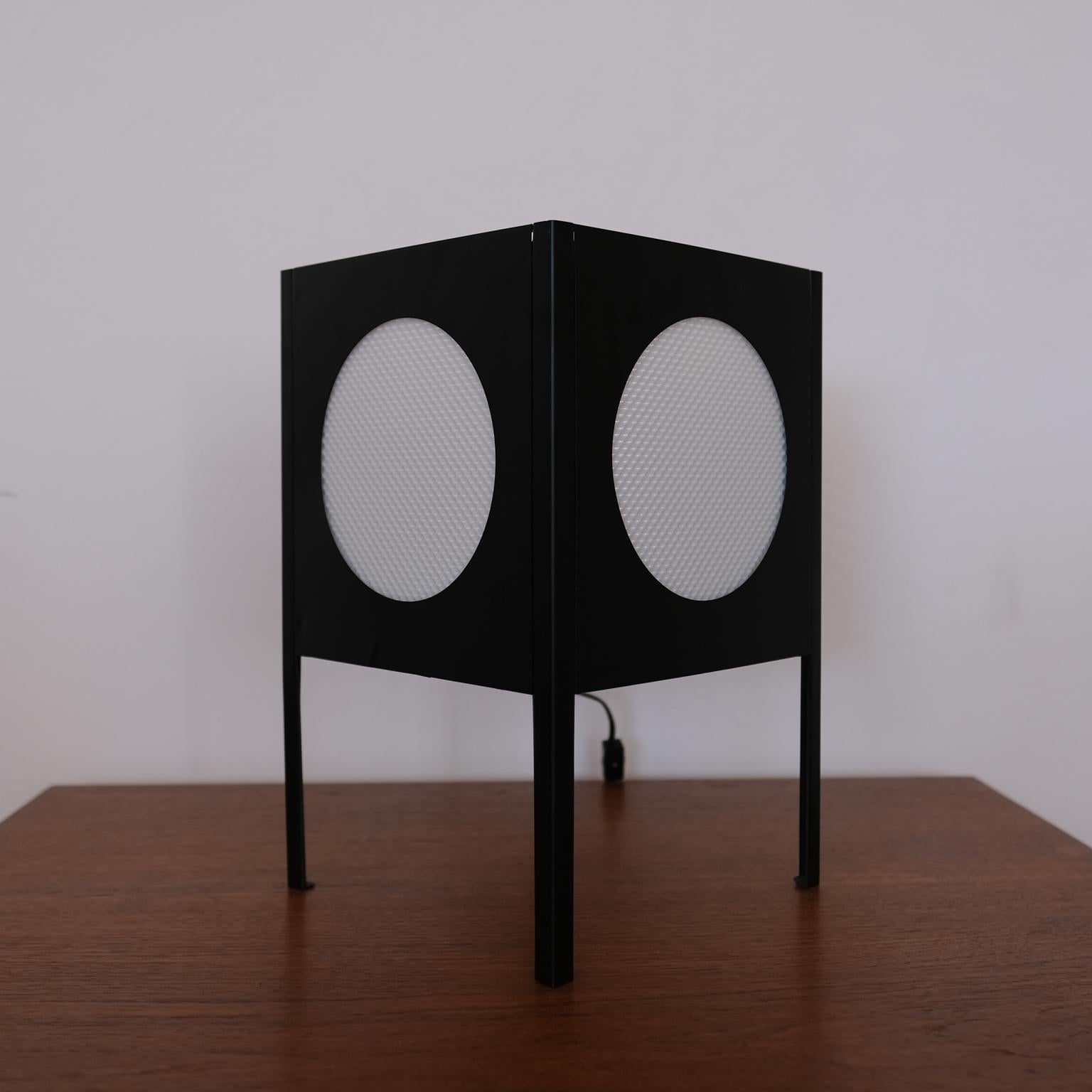 Mid-Century Modern Metal Cube Lamp, 1960s For Sale