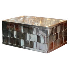 Metal decorative vide poche
