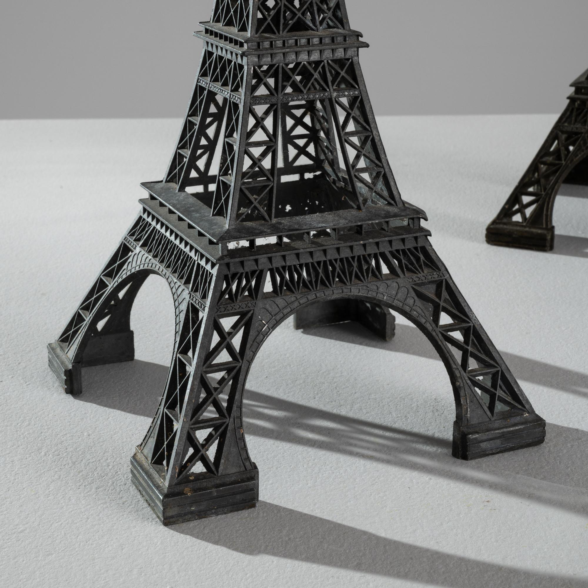 Metal Eiffel Tower Decoration, a Pair In Good Condition For Sale In High Point, NC