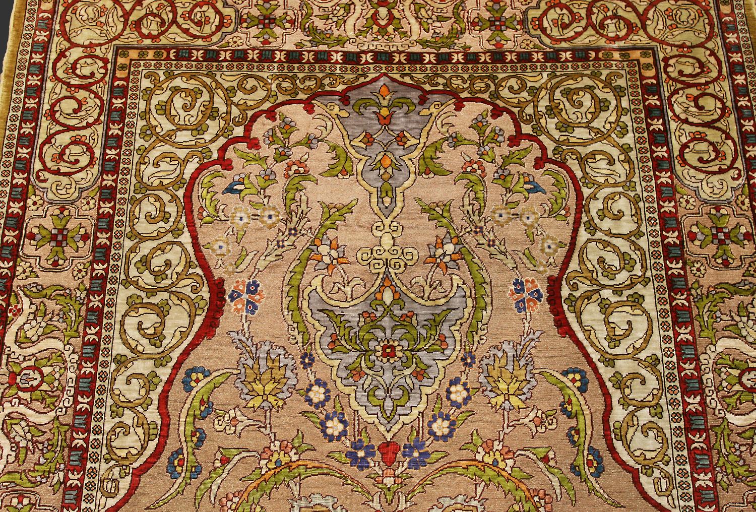 Alfombra Hereke Turca de Seda y Metal 