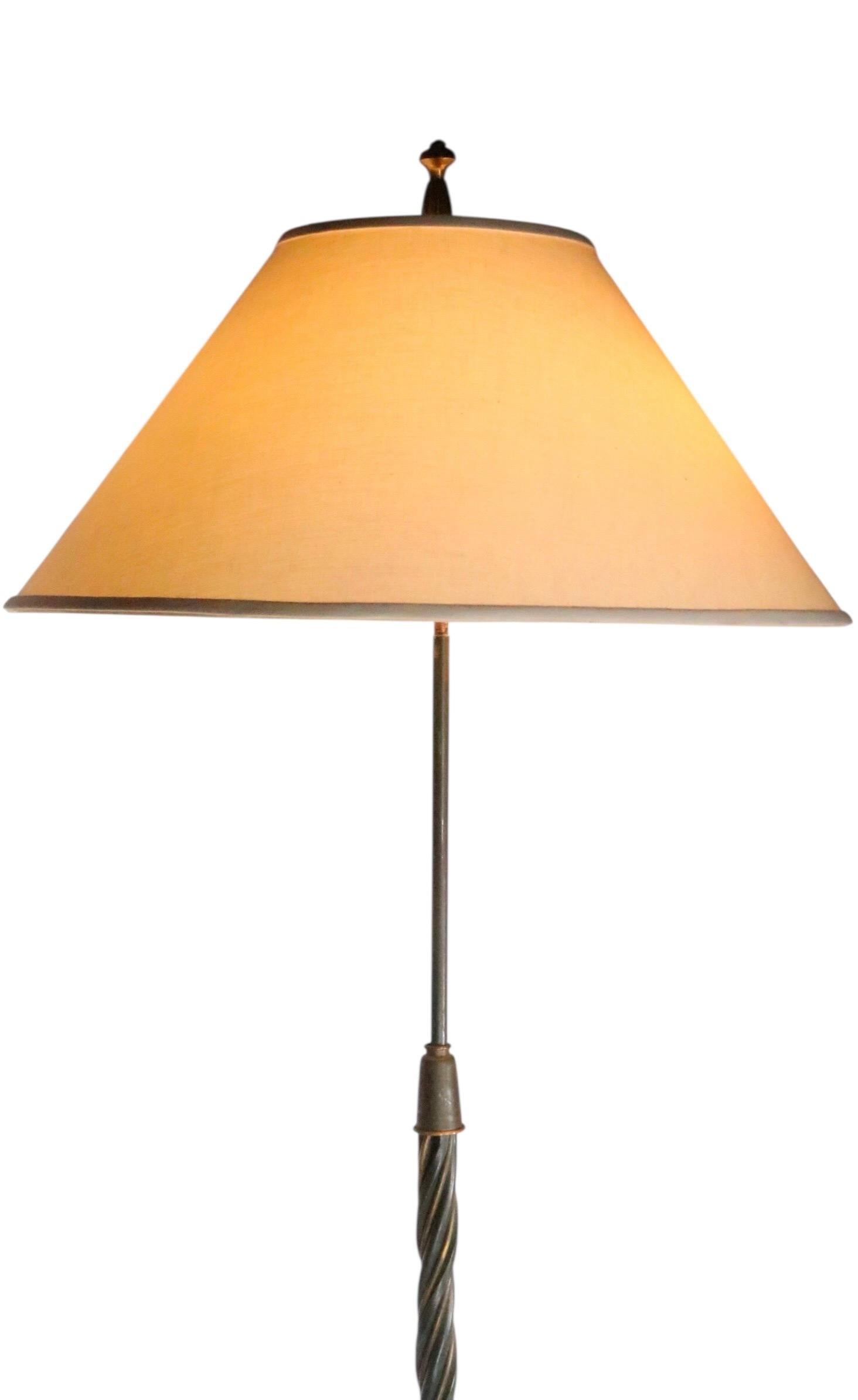 Metall Stehlampe mit Messing und Eisen Seil Twist Metallarbeit Pole Made in France im Angebot 5