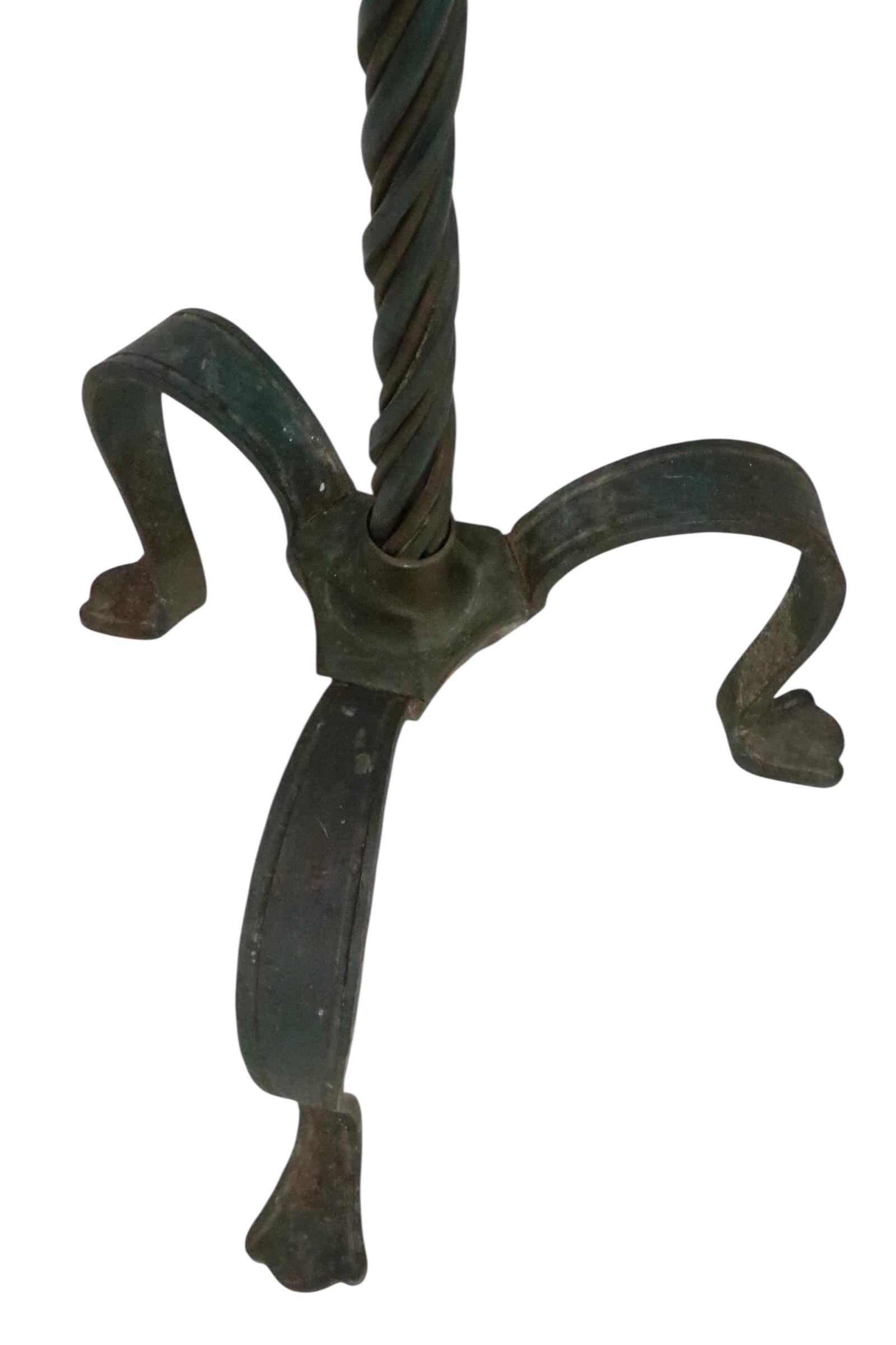 Metall Stehlampe mit Messing und Eisen Seil Twist Metallarbeit Pole Made in France im Angebot 7