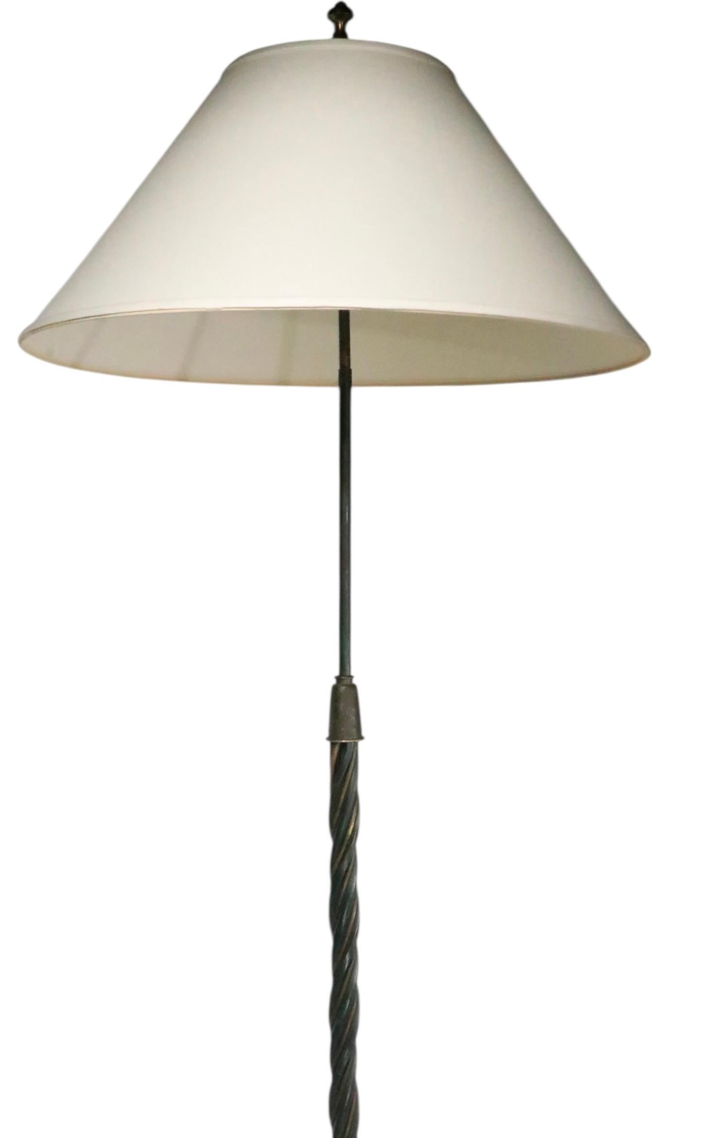 Metall Stehlampe mit Messing und Eisen Seil Twist Metallarbeit Pole Made in France im Angebot 10