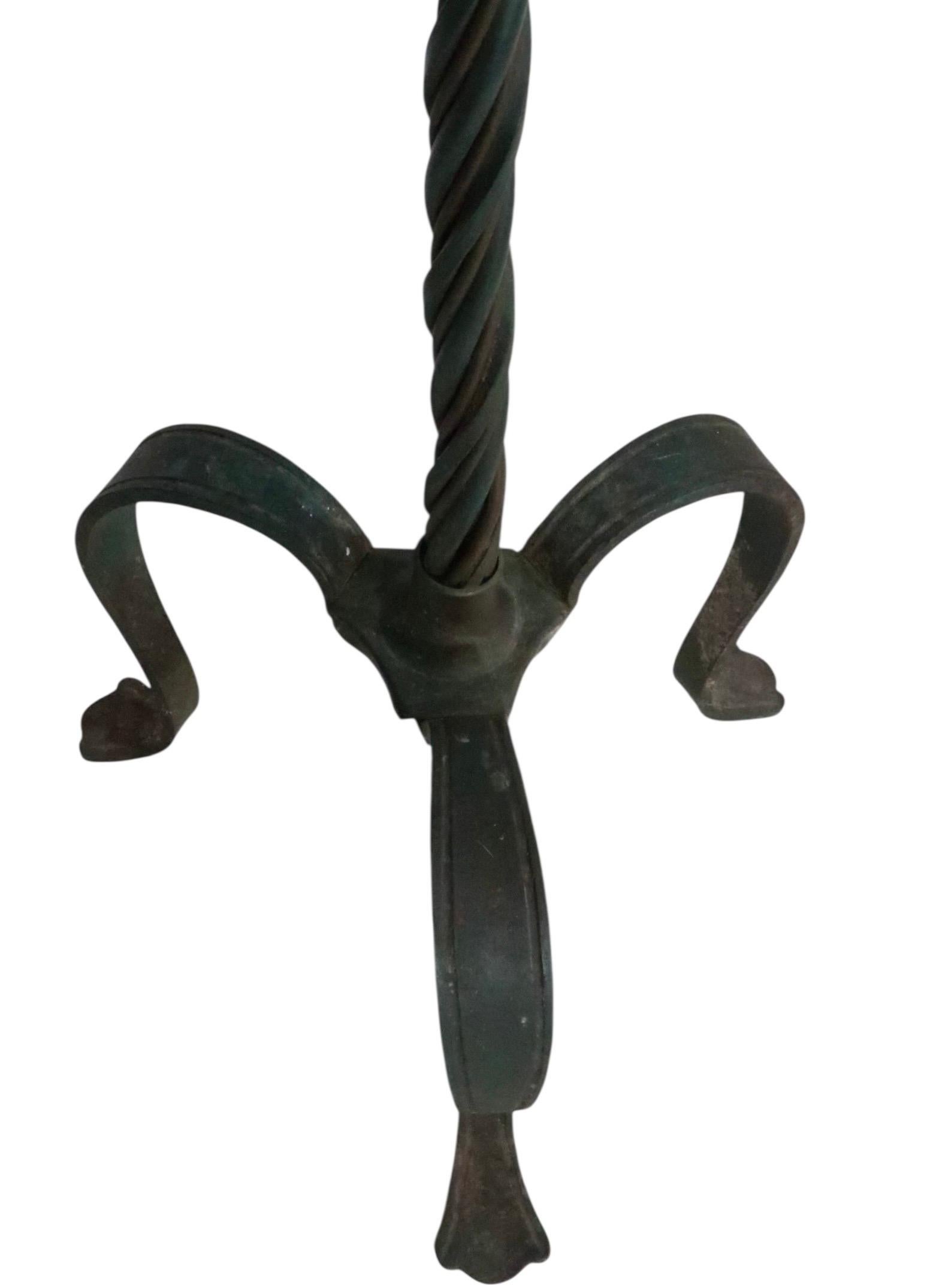 Metall Stehlampe mit Messing und Eisen Seil Twist Metallarbeit Pole Made in France im Angebot 14