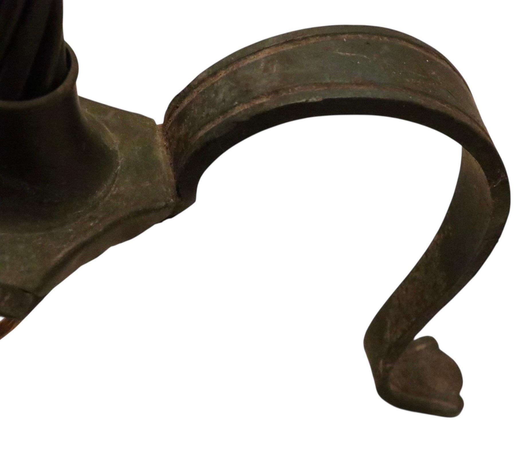 Metall Stehlampe mit Messing und Eisen Seil Twist Metallarbeit Pole Made in France im Angebot 3