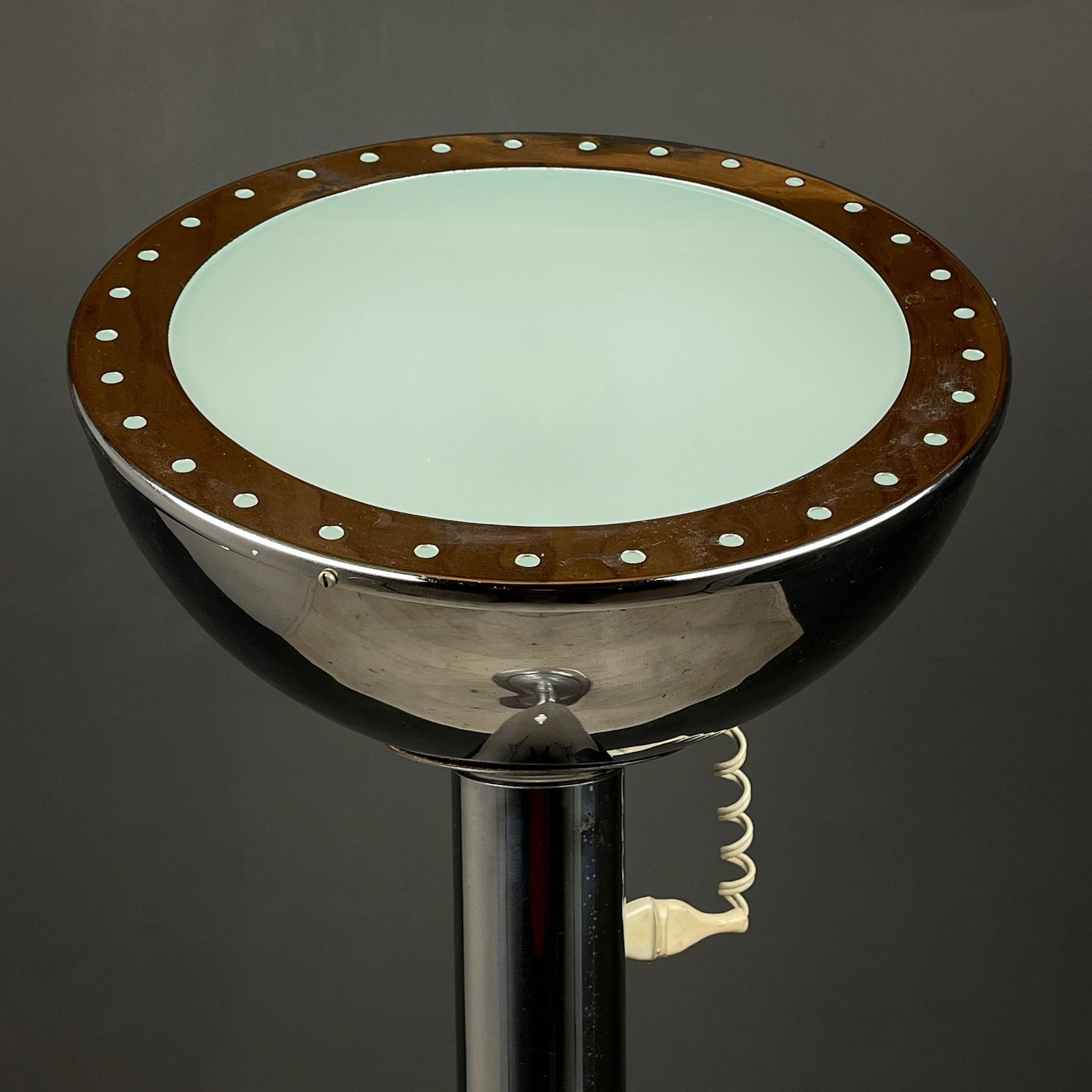 20th Century Metal Floor Lamp with Magnet by Goffredo Reggiani, Italy, 1960s For Sale