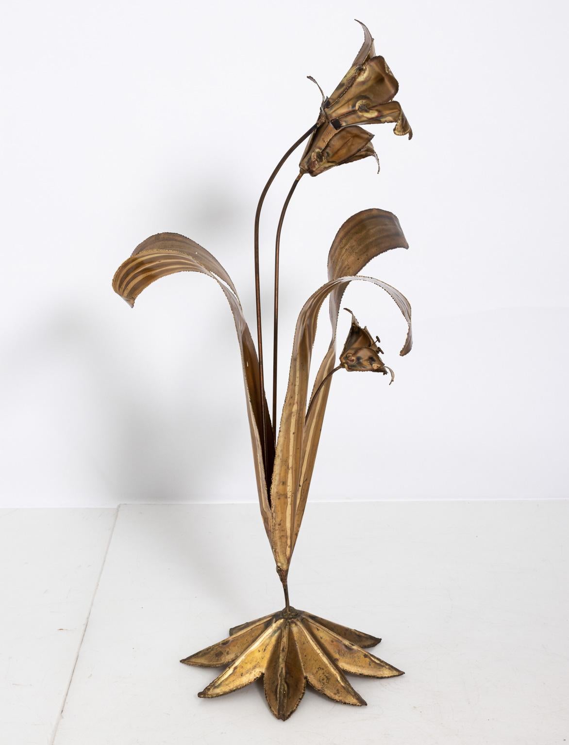 Blumenskulptur aus Metall 2