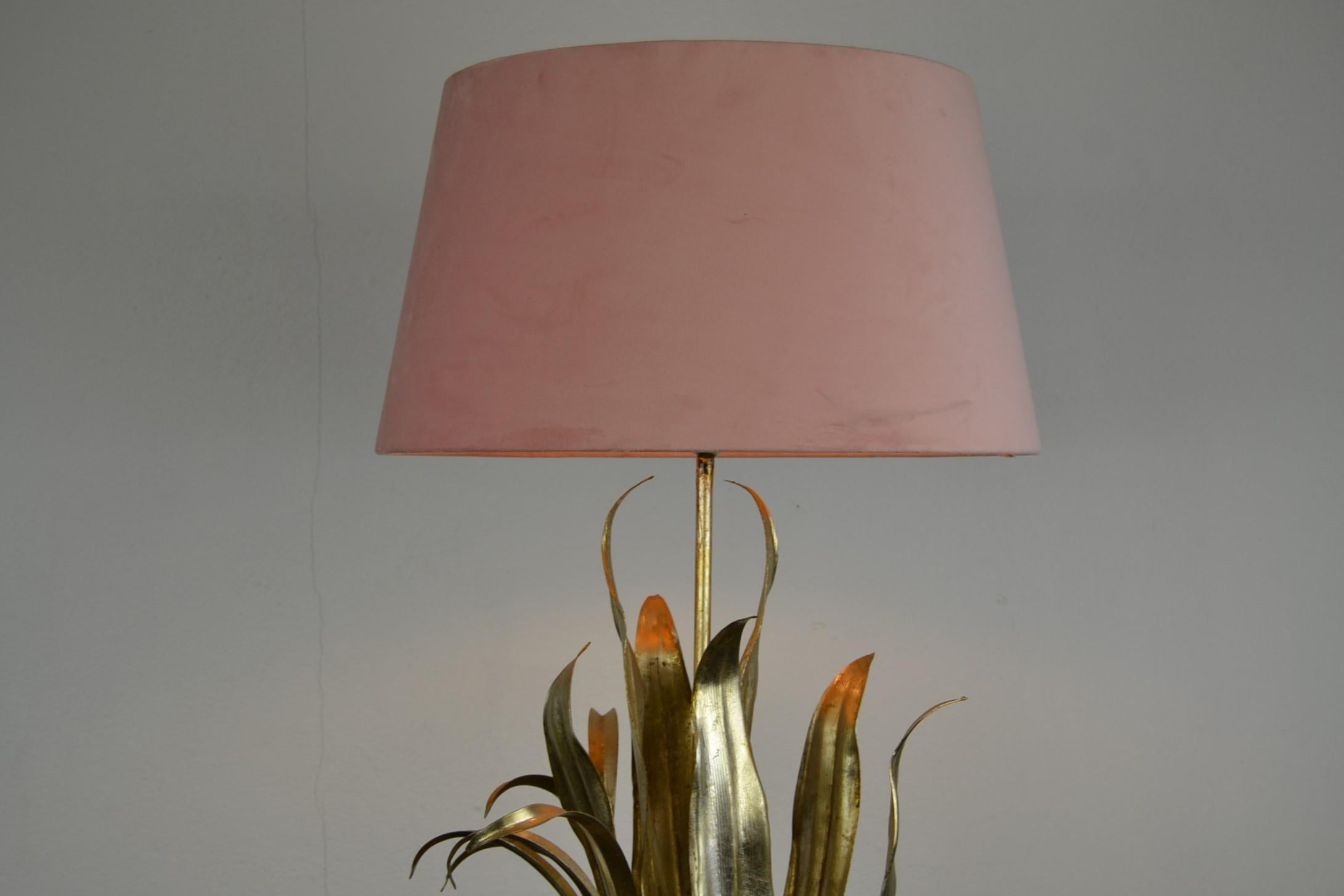 Metal Flower Table Lamp, Pink Flower and Gold Leaves 6