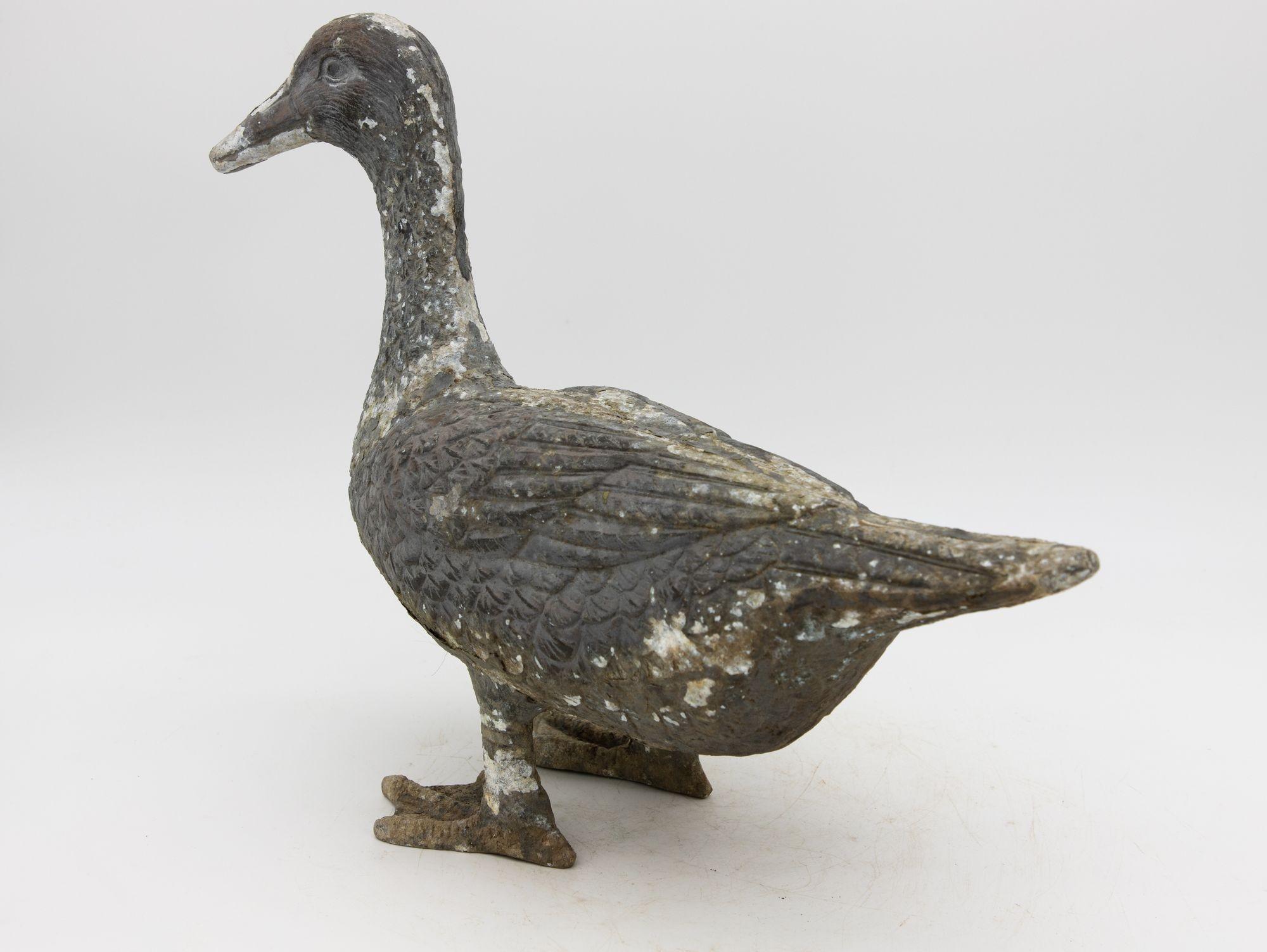 Gartenstatue eines Enten aus Metall im Zustand „Gut“ in South Salem, NY
