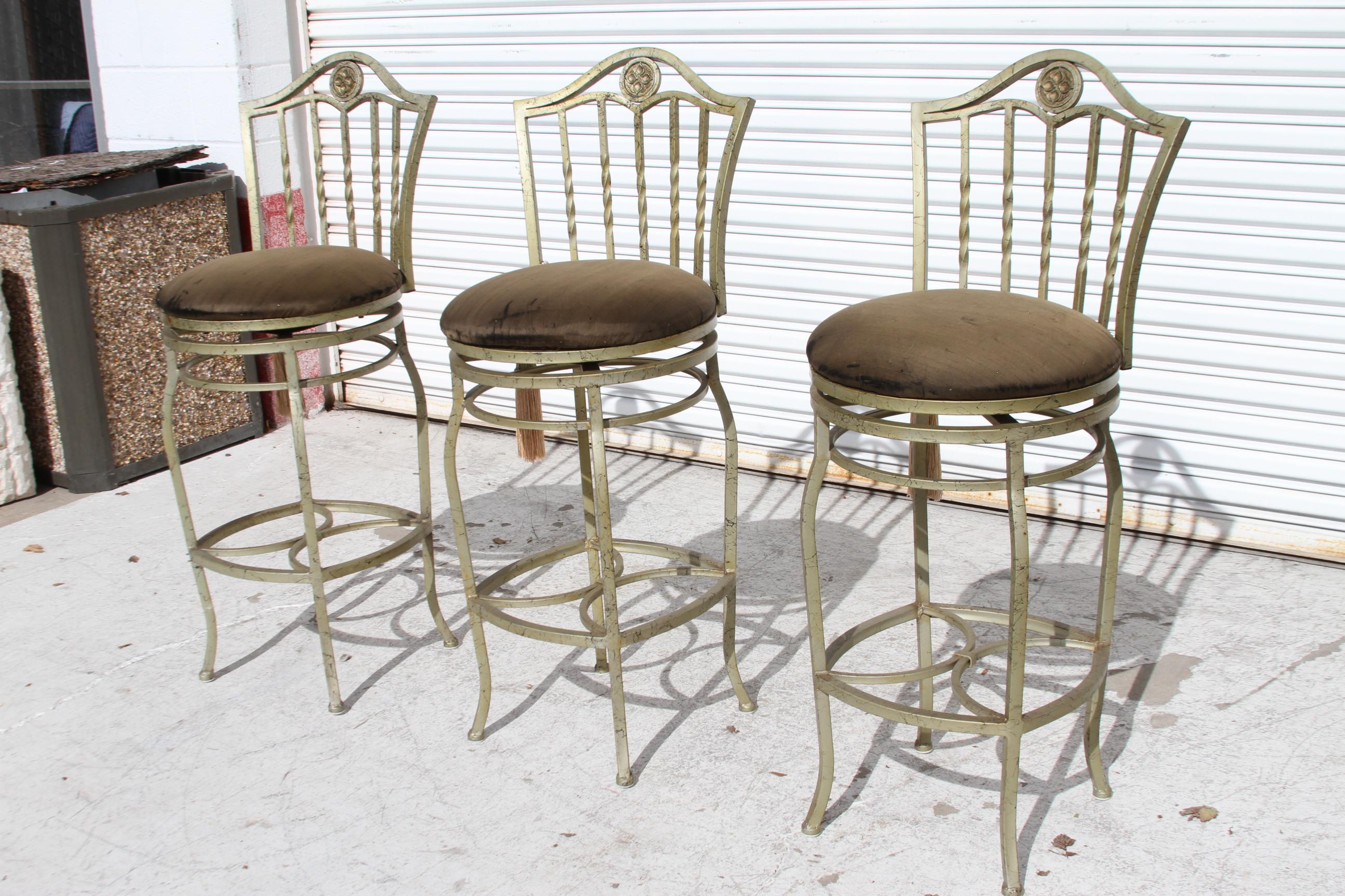 20ième siècle Tabourets de bar pivotants tapissés vert métal en vente