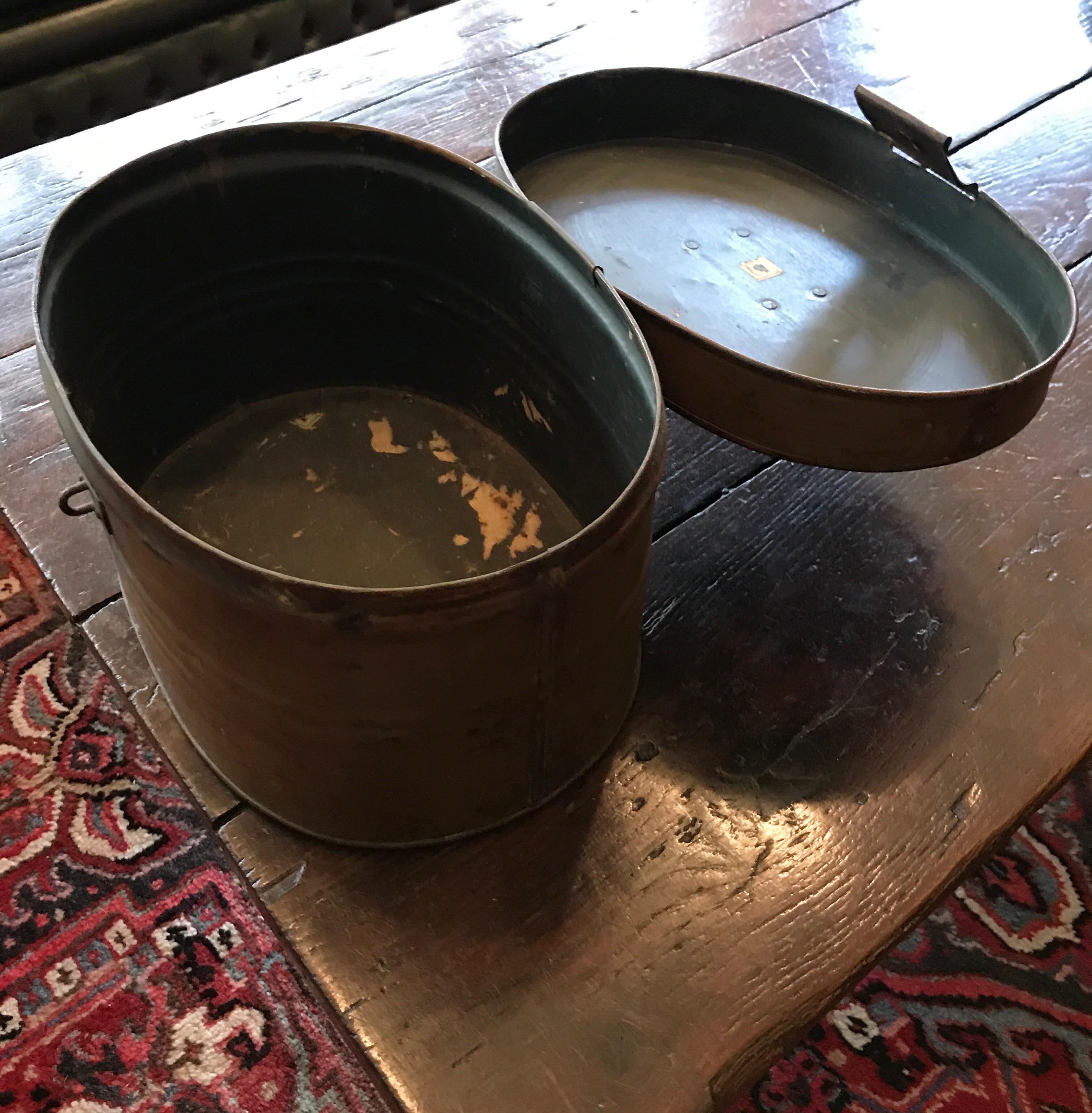 Faux Bois Metal Hat Box in Trompe l'oeil, 19th Century For Sale