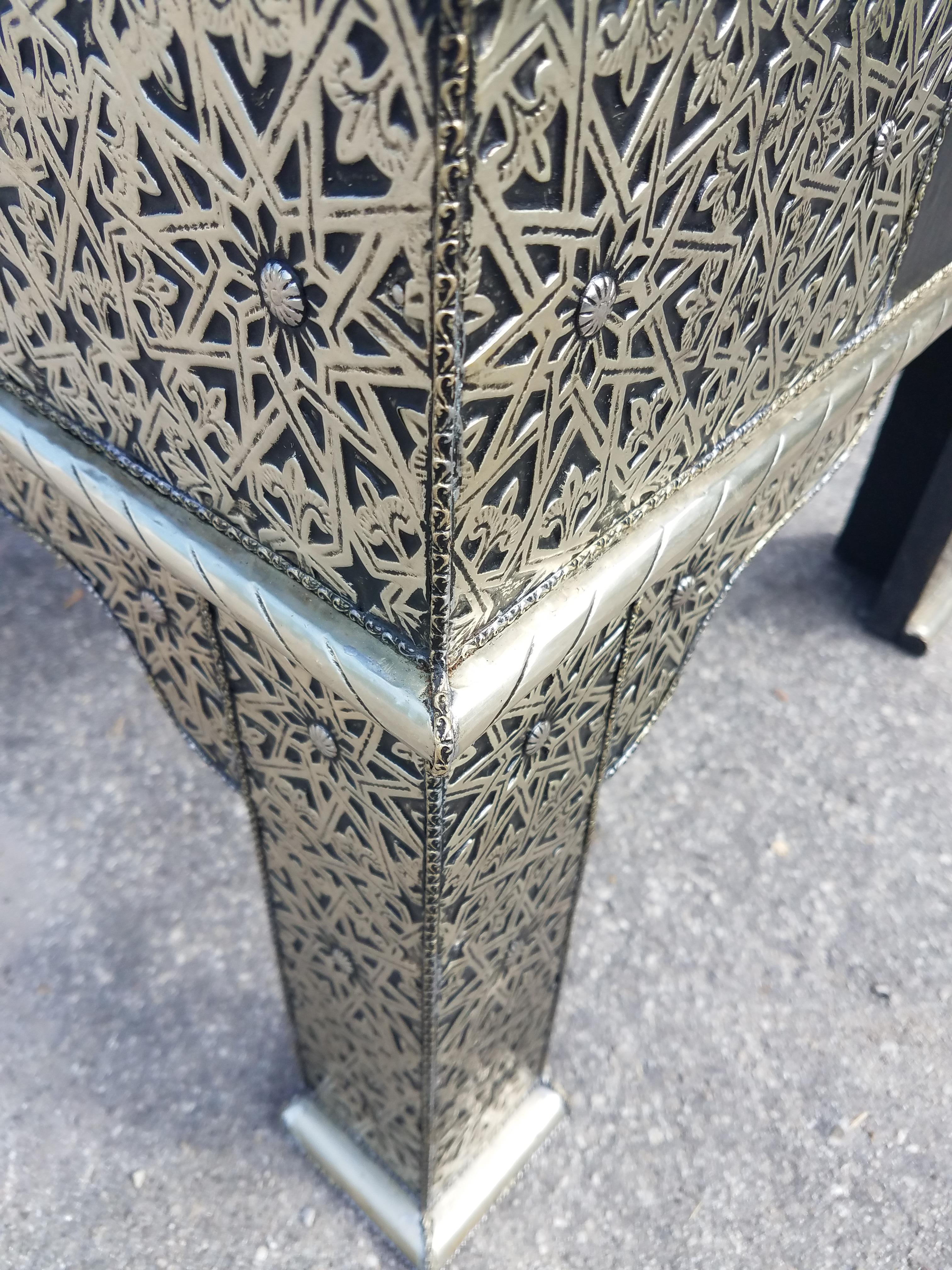 Contemporary Metal Inlay and Leather Patches Moroccan Side Table, Square For Sale