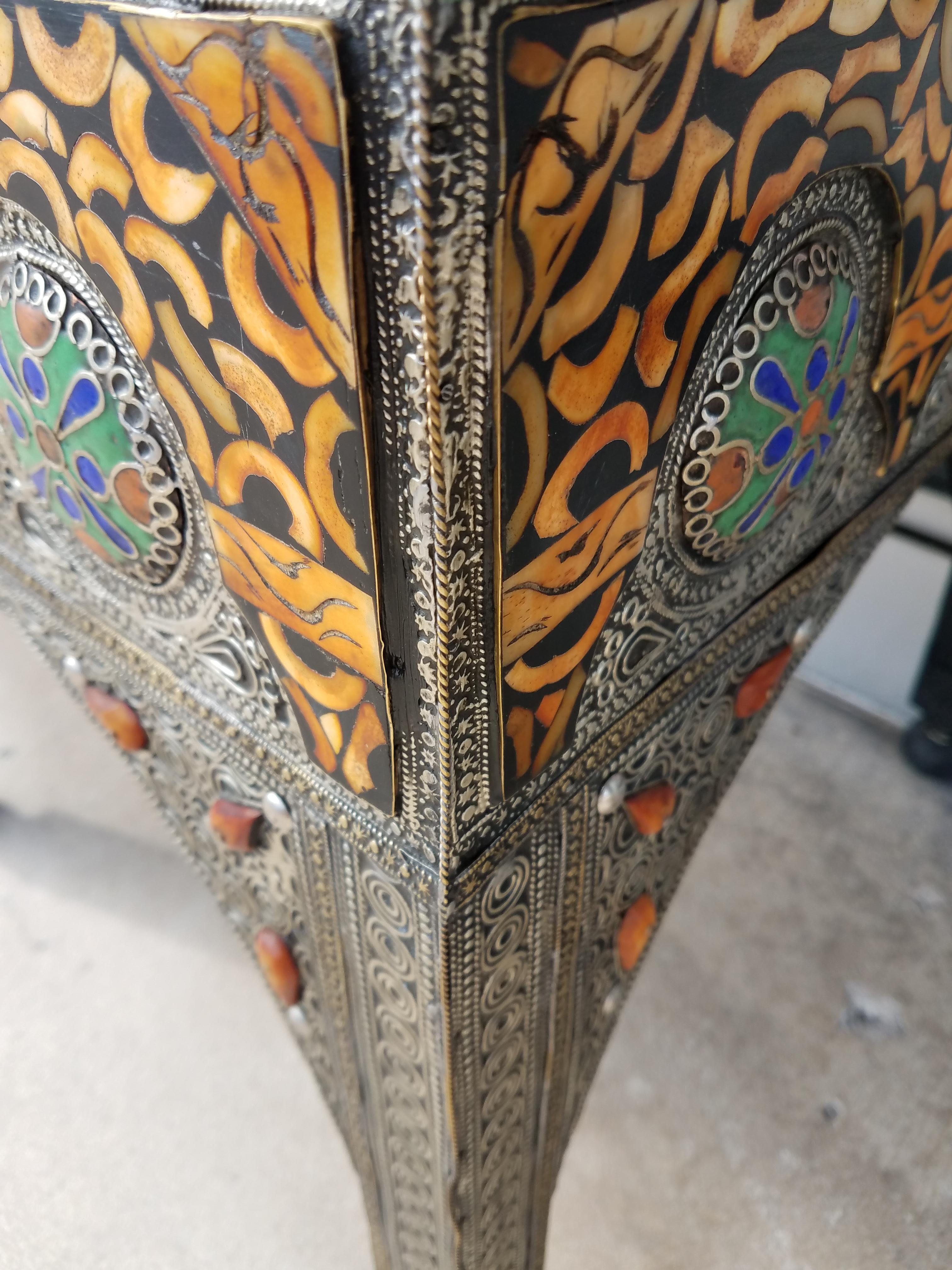 Metal Inlay, Resin, and Camel Bone Moroccan Side Table, Square In New Condition In Orlando, FL