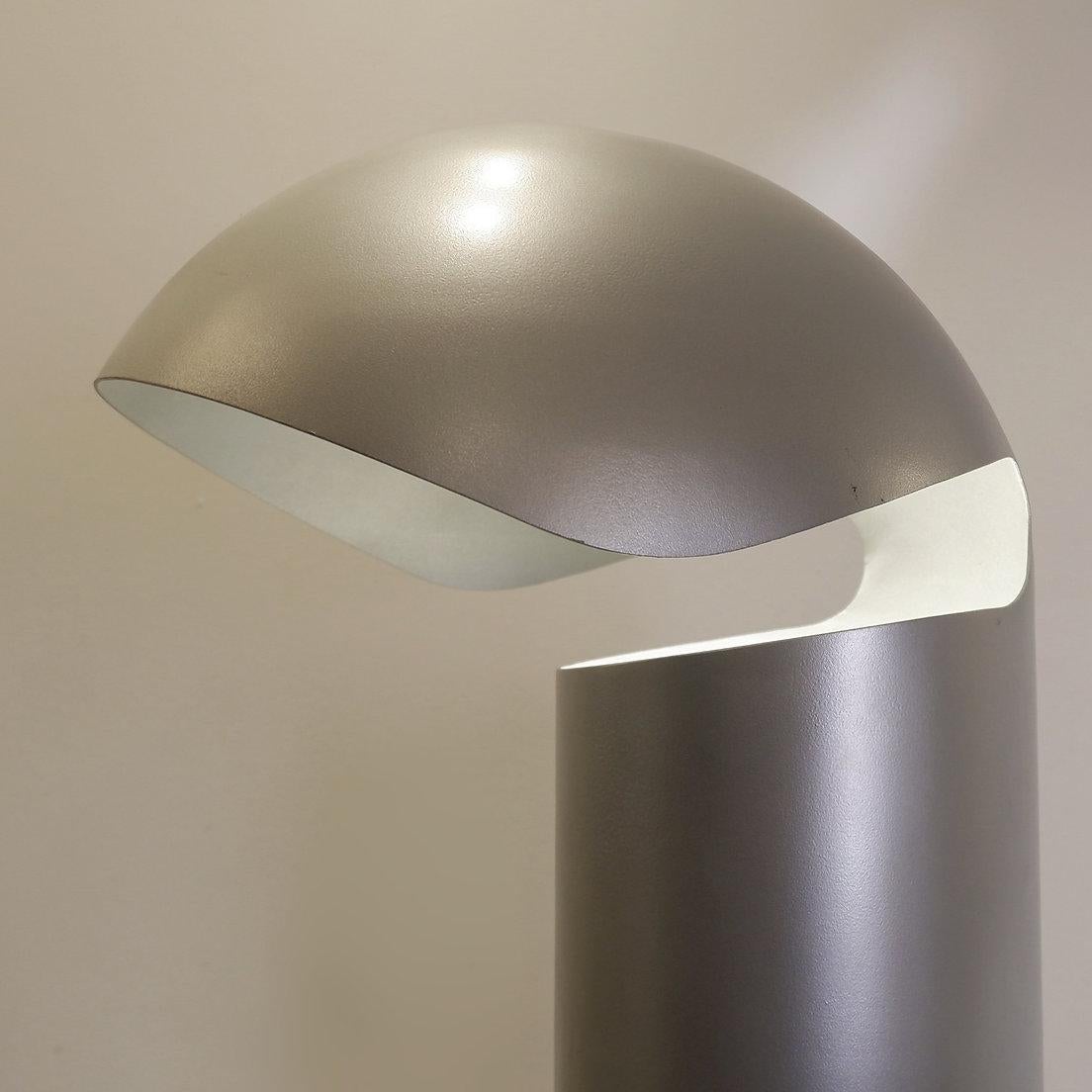 Lampada da terra in metallo laccato stile Franco Buzzi Ceriani in vendita 2