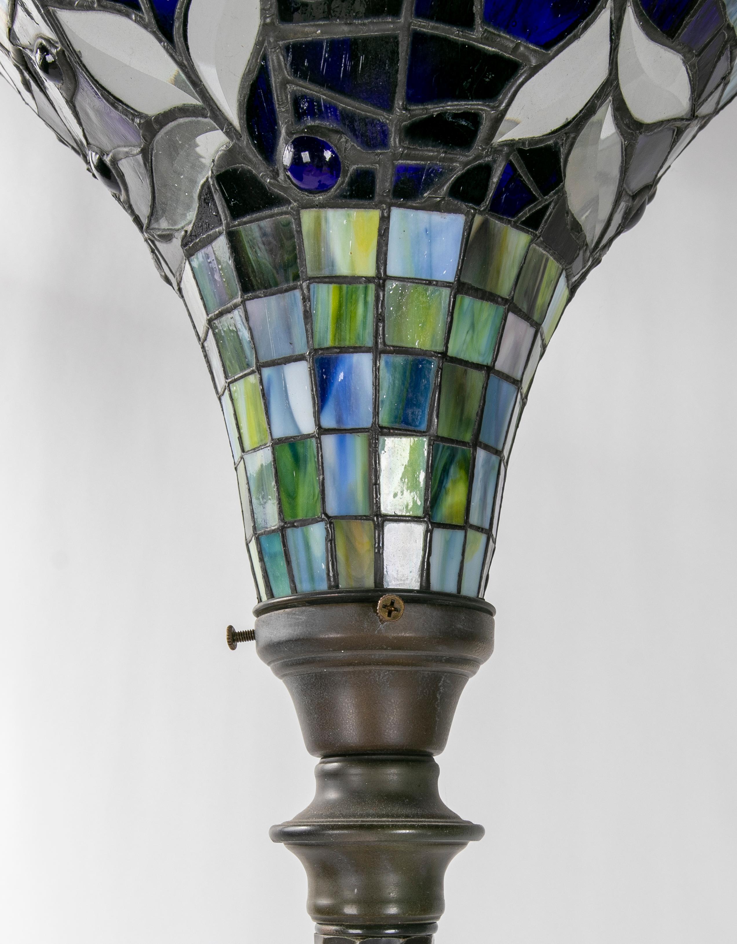 Metal Lamp Top with Coloured Crystals In Good Condition For Sale In Marbella, ES