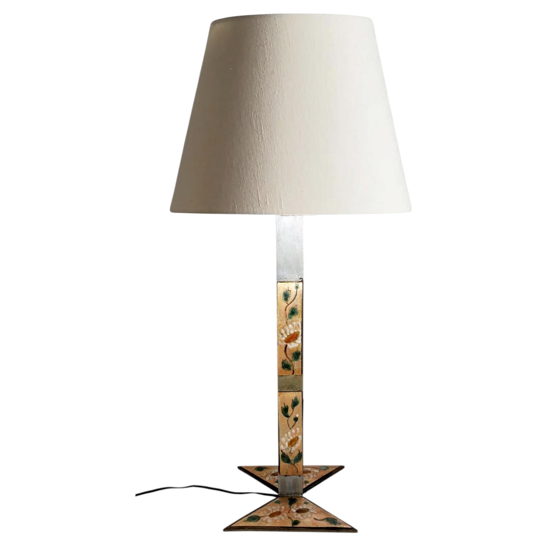 Lampe de table en métal à décor floral, France, 1970