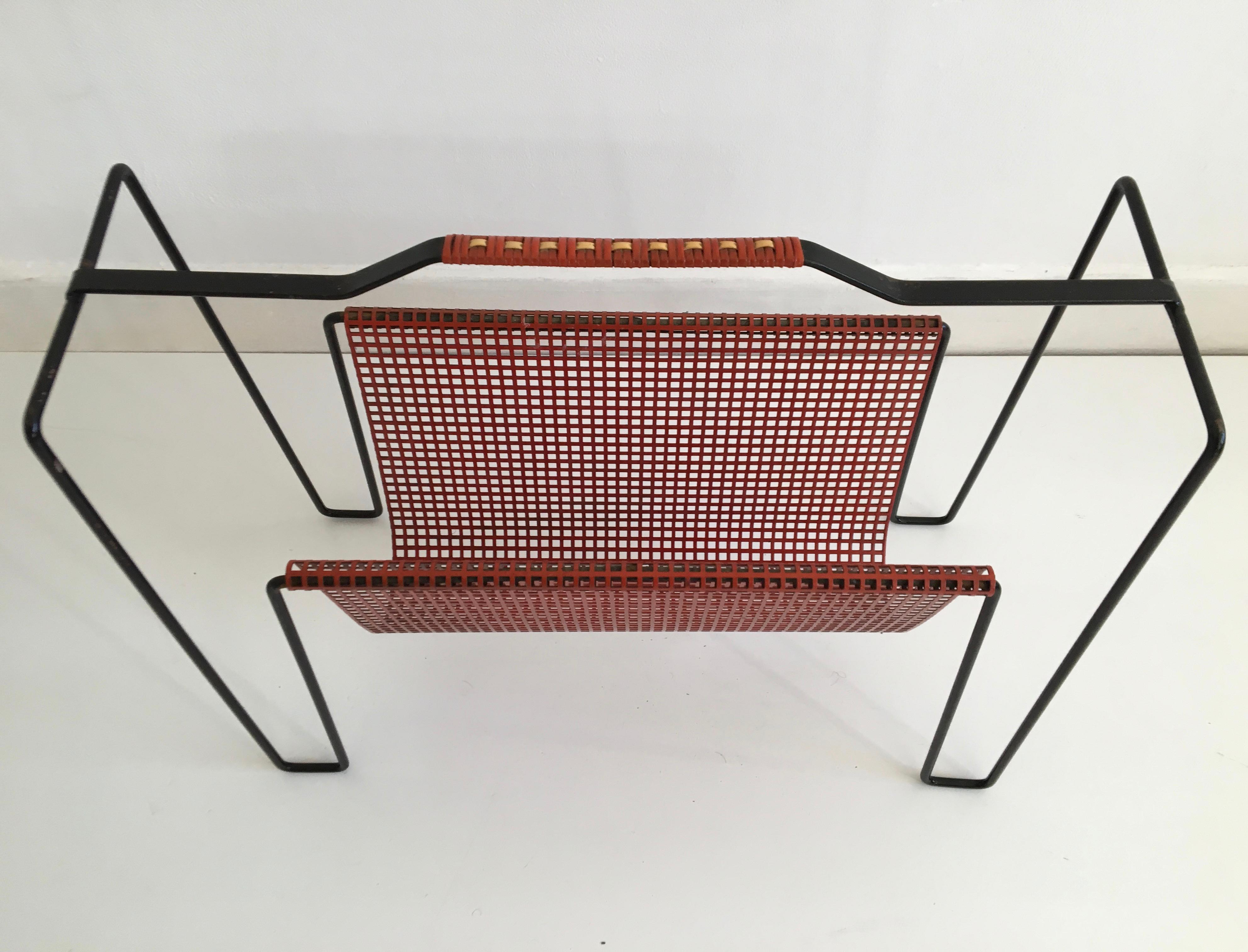 Dutch Metal Magazine Rack by Tjerk Reijenga for Pilastro, Holland, circa 1950 For Sale