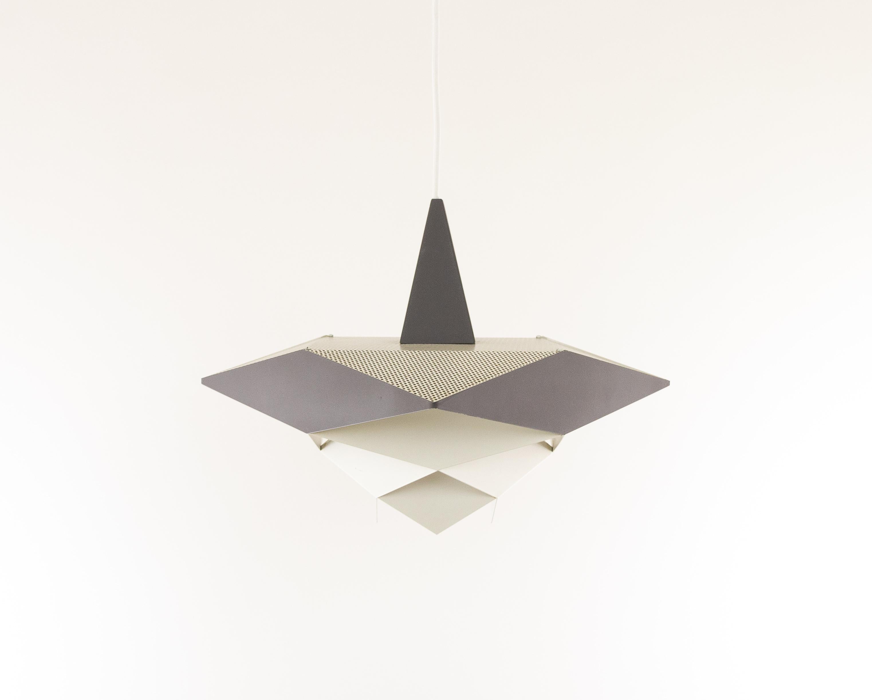 Danish mid century pendant designed by Preben Dahl in the early 1960s and produced by Hans Følsgaard Belysning.

The model is part of the Symfoni lighting series, consisting of ceiling lights and pendants made of white and grey-lacquered metal in