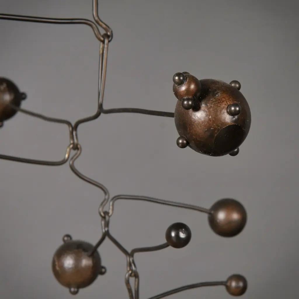 Francese Metal Planetarium Mobile Inspired by the 1970s in vendita