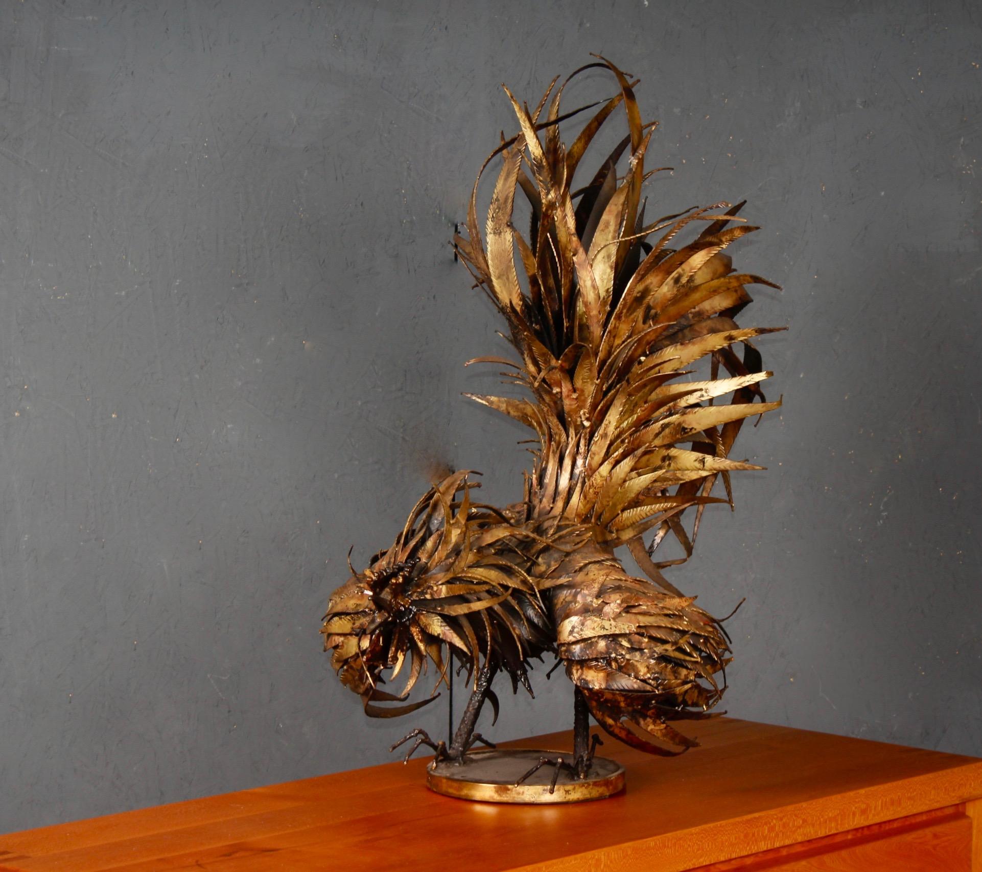Metallic rooster sculpture  In Good Condition For Sale In grand Lancy, CH